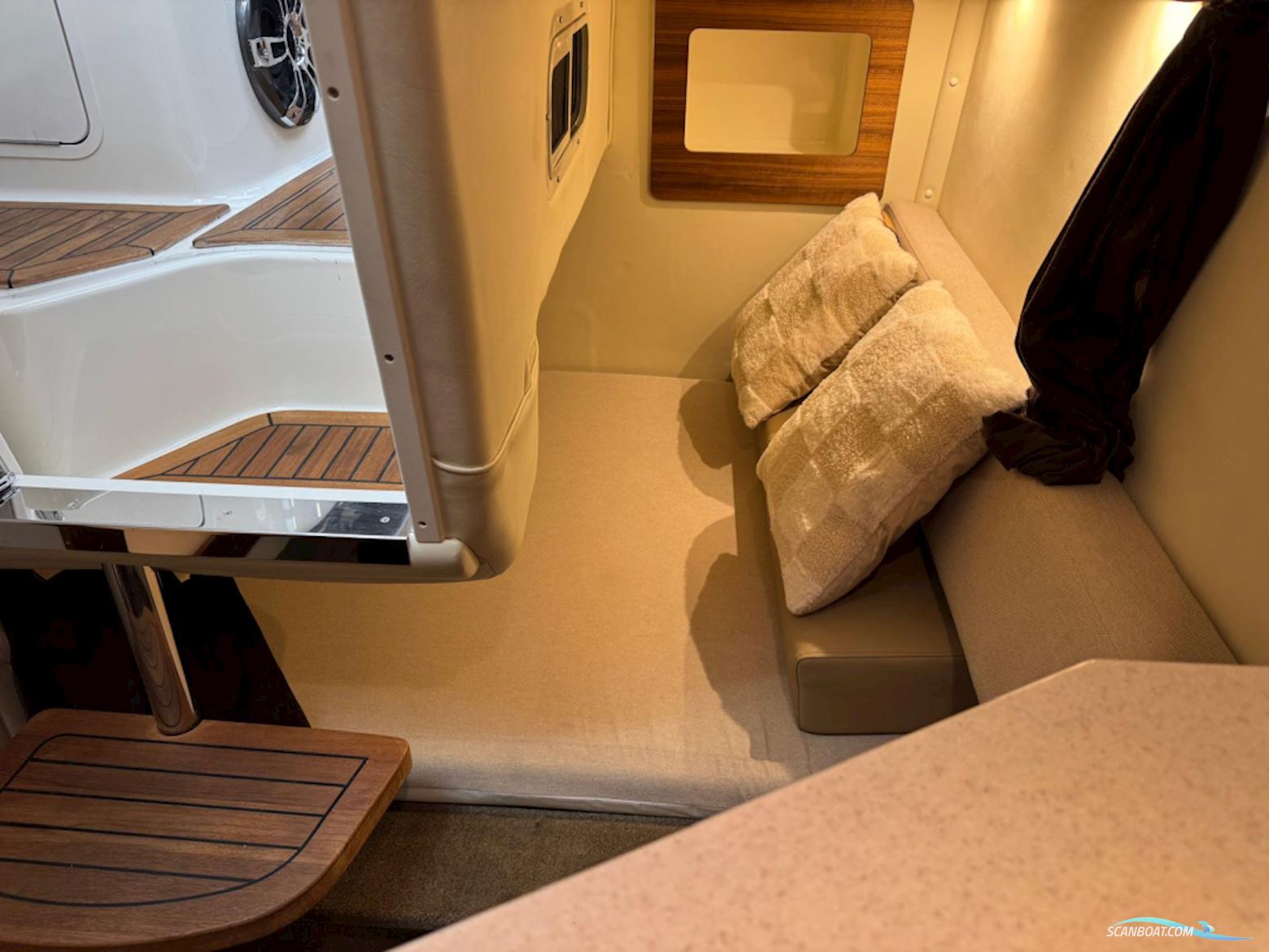 Sea Ray Sundancer 265