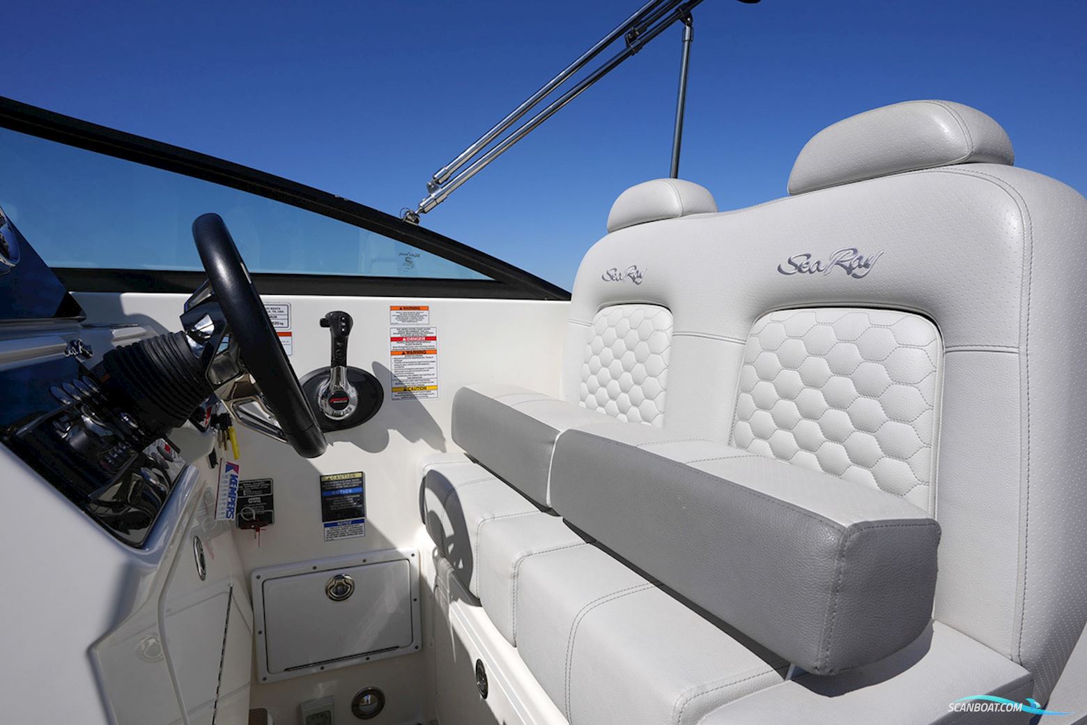 Sea Ray Sundancer 265