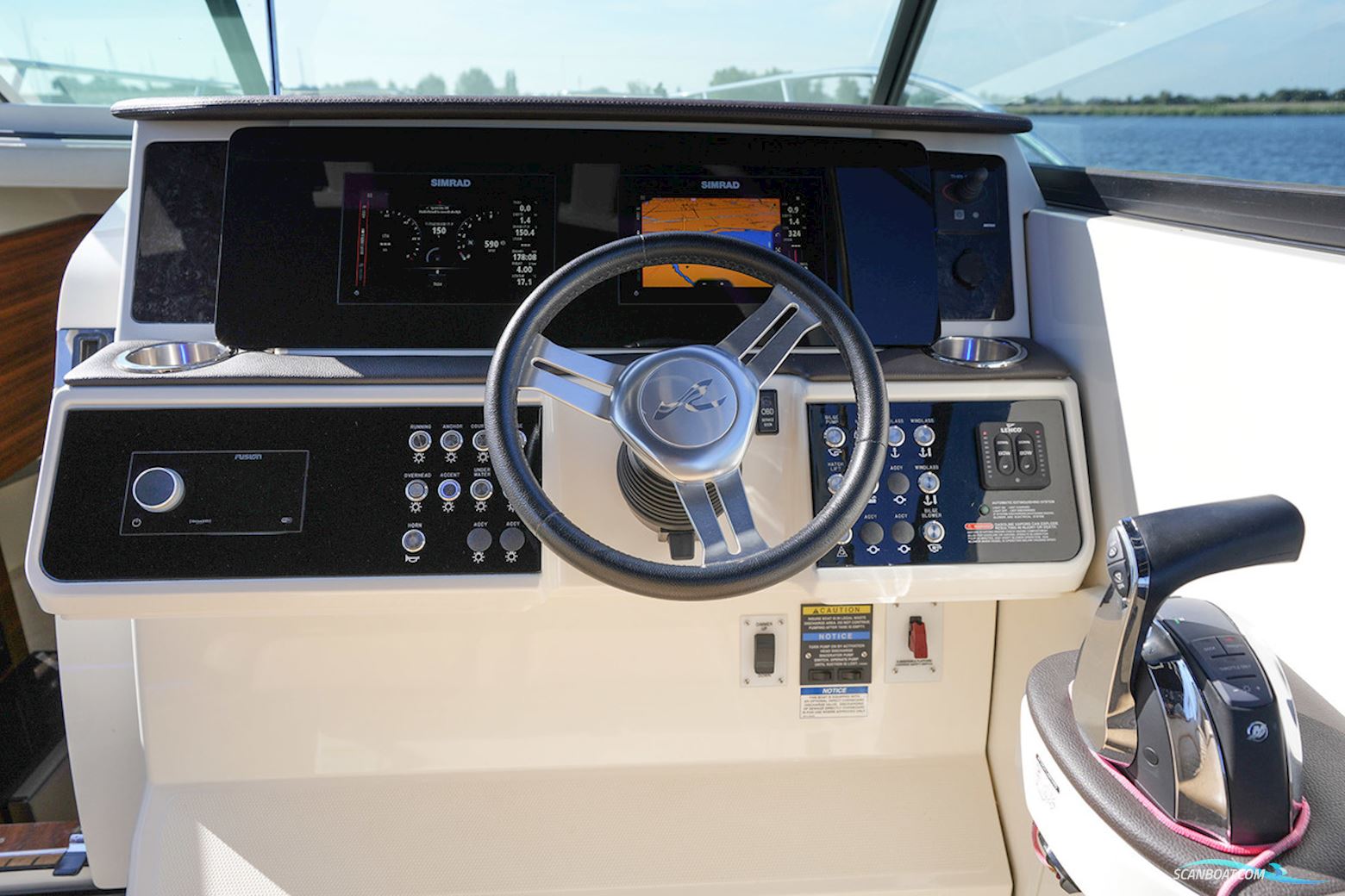 Sea Ray Sundancer 290