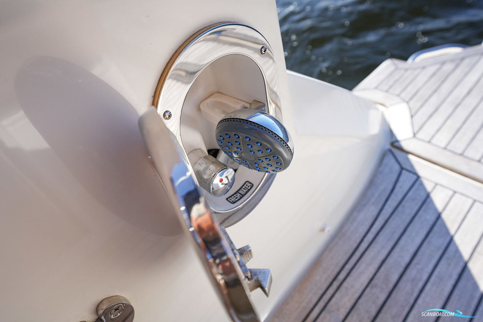 Sea Ray Sundancer 290