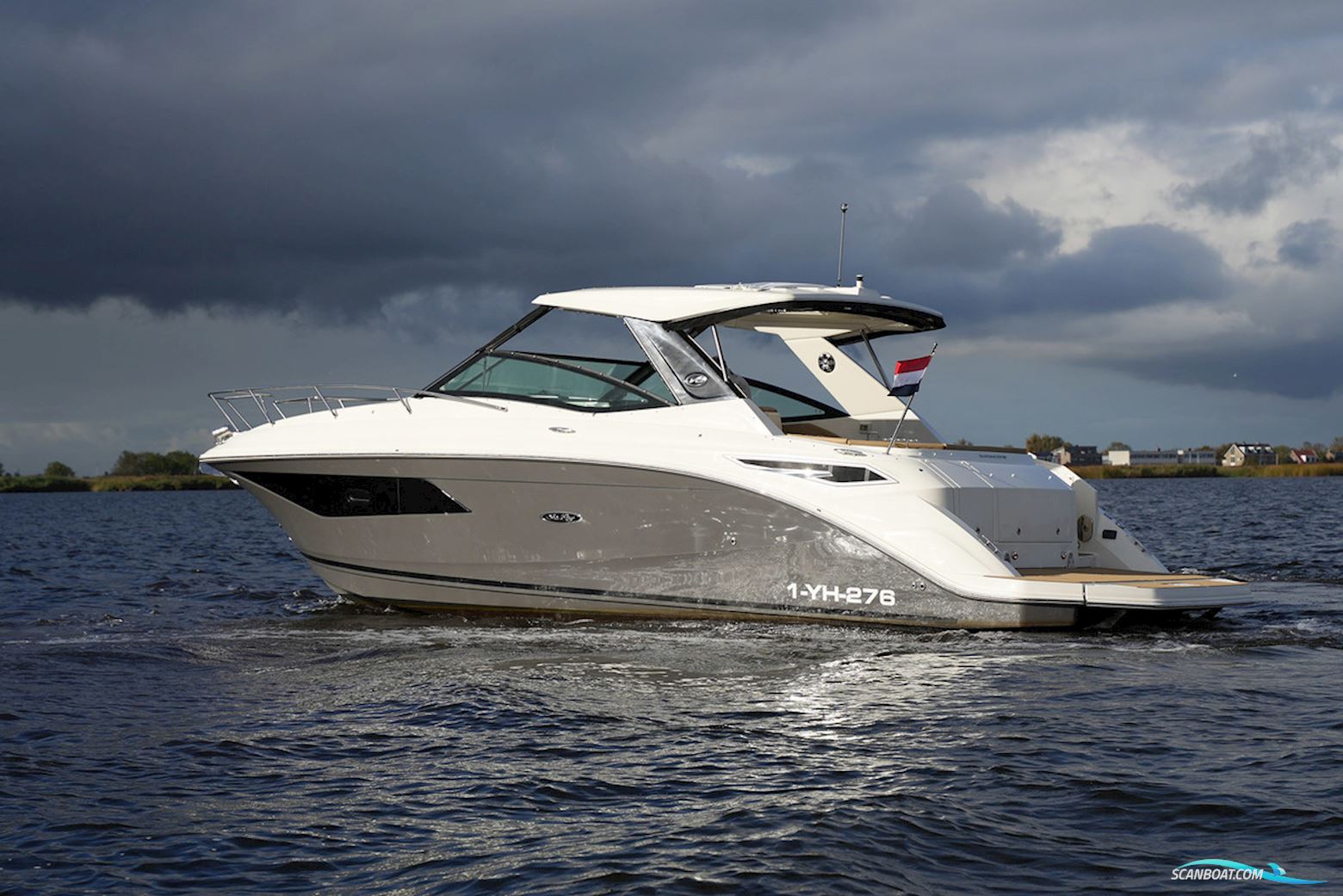 Sea Ray Sundancer 320