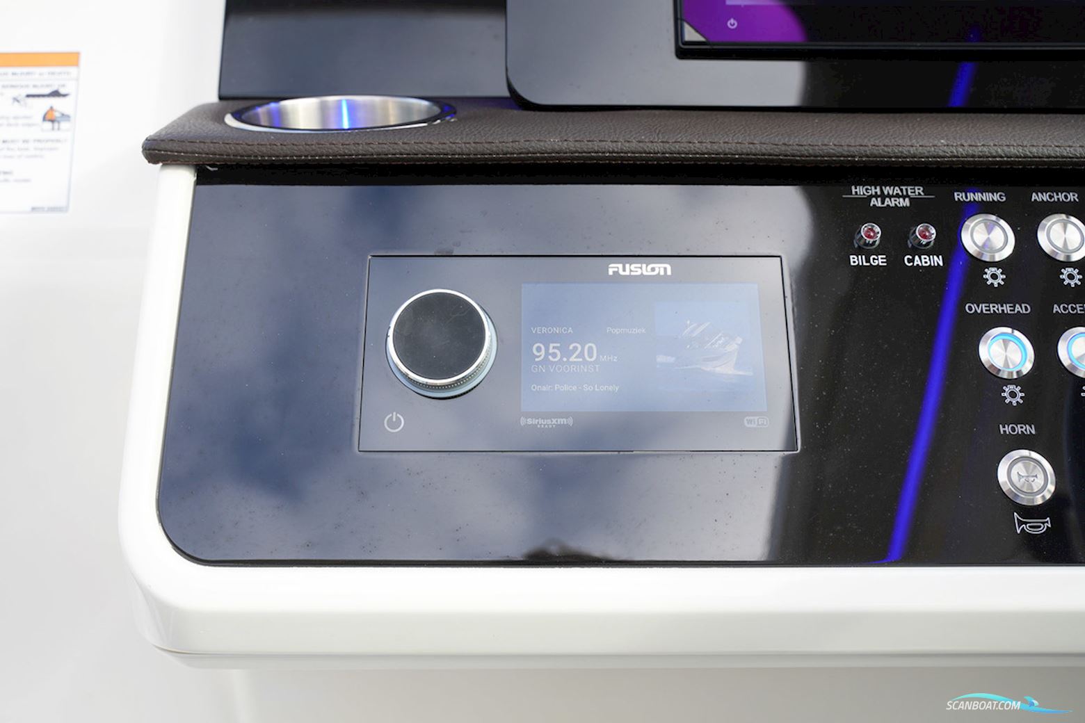 Sea Ray Sundancer 320