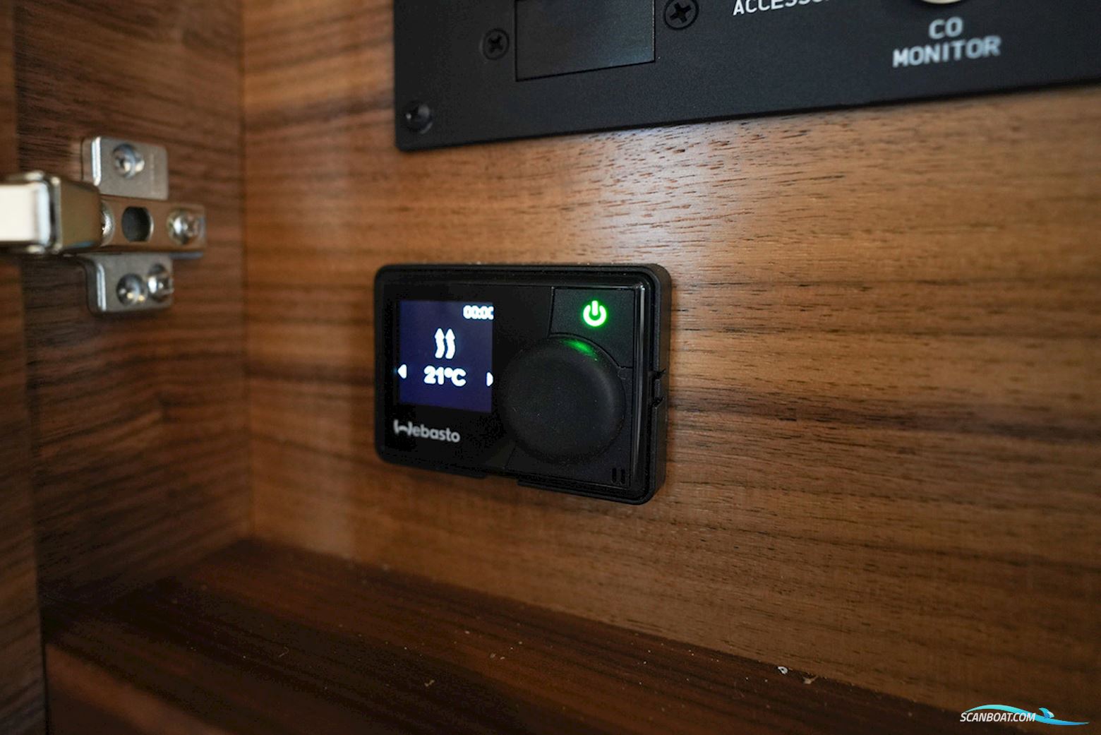 Sea Ray Sundancer 320