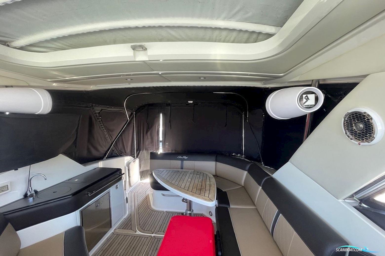 Sea Ray Sundancer 320