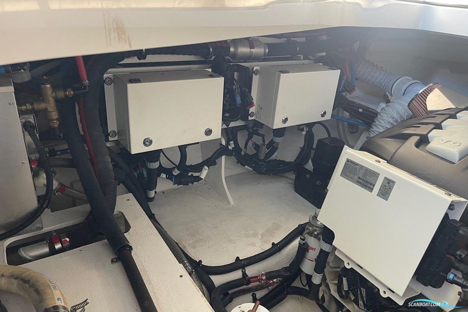 Sea Ray Sundancer 320