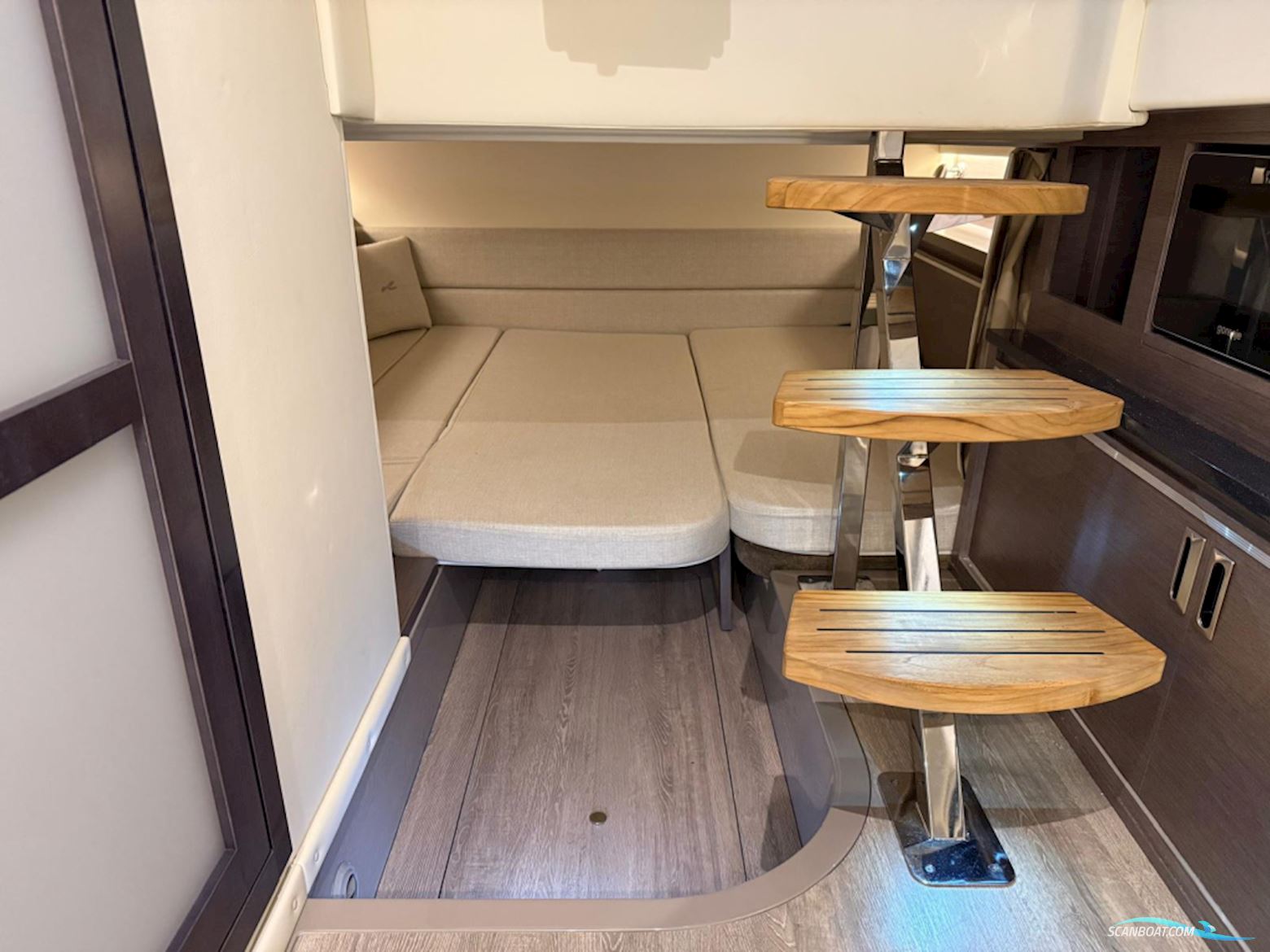 Sea Ray Sundancer 320