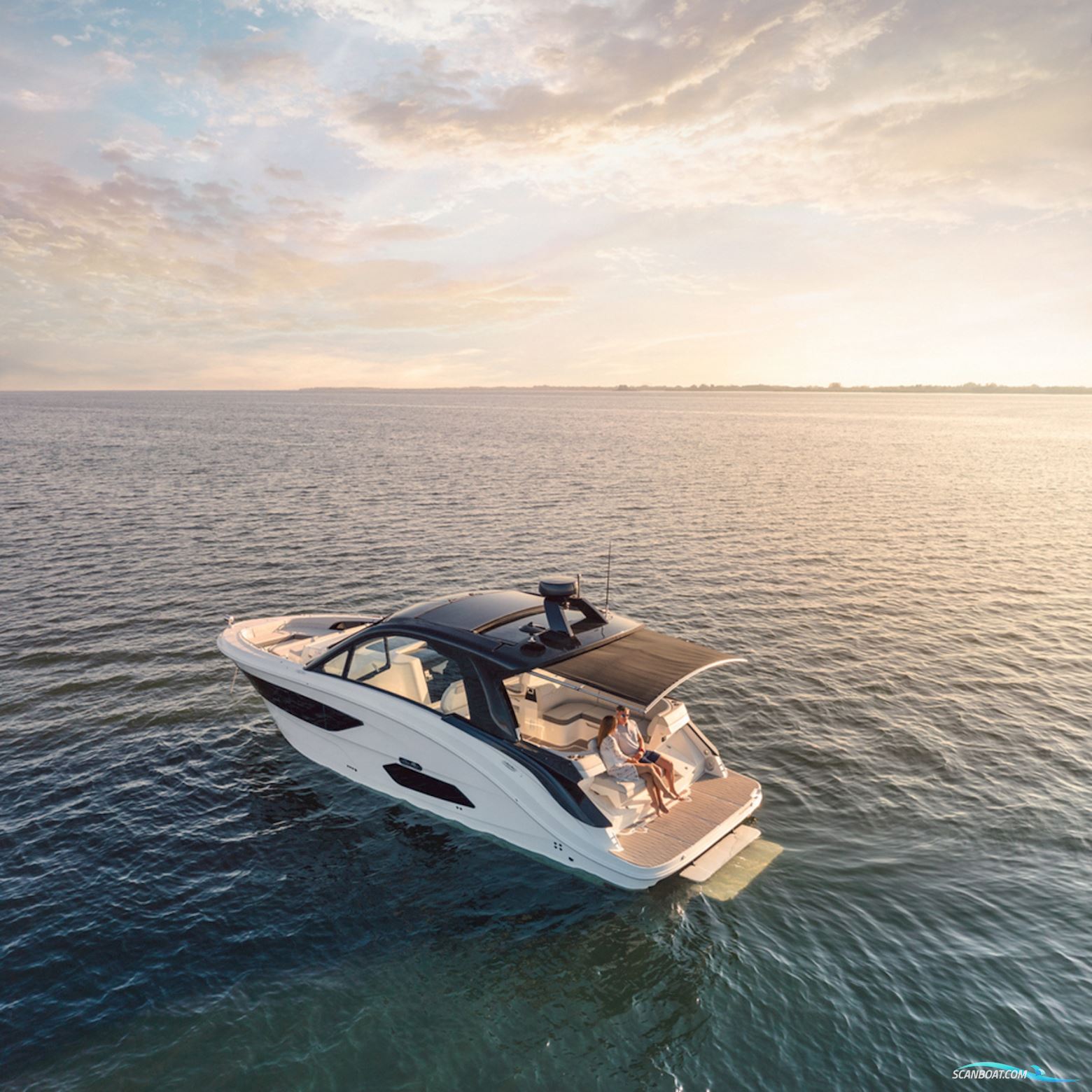 Sea Ray Sundancer 370