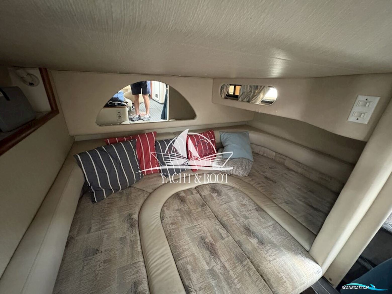 Sea Ray Sundancer 370