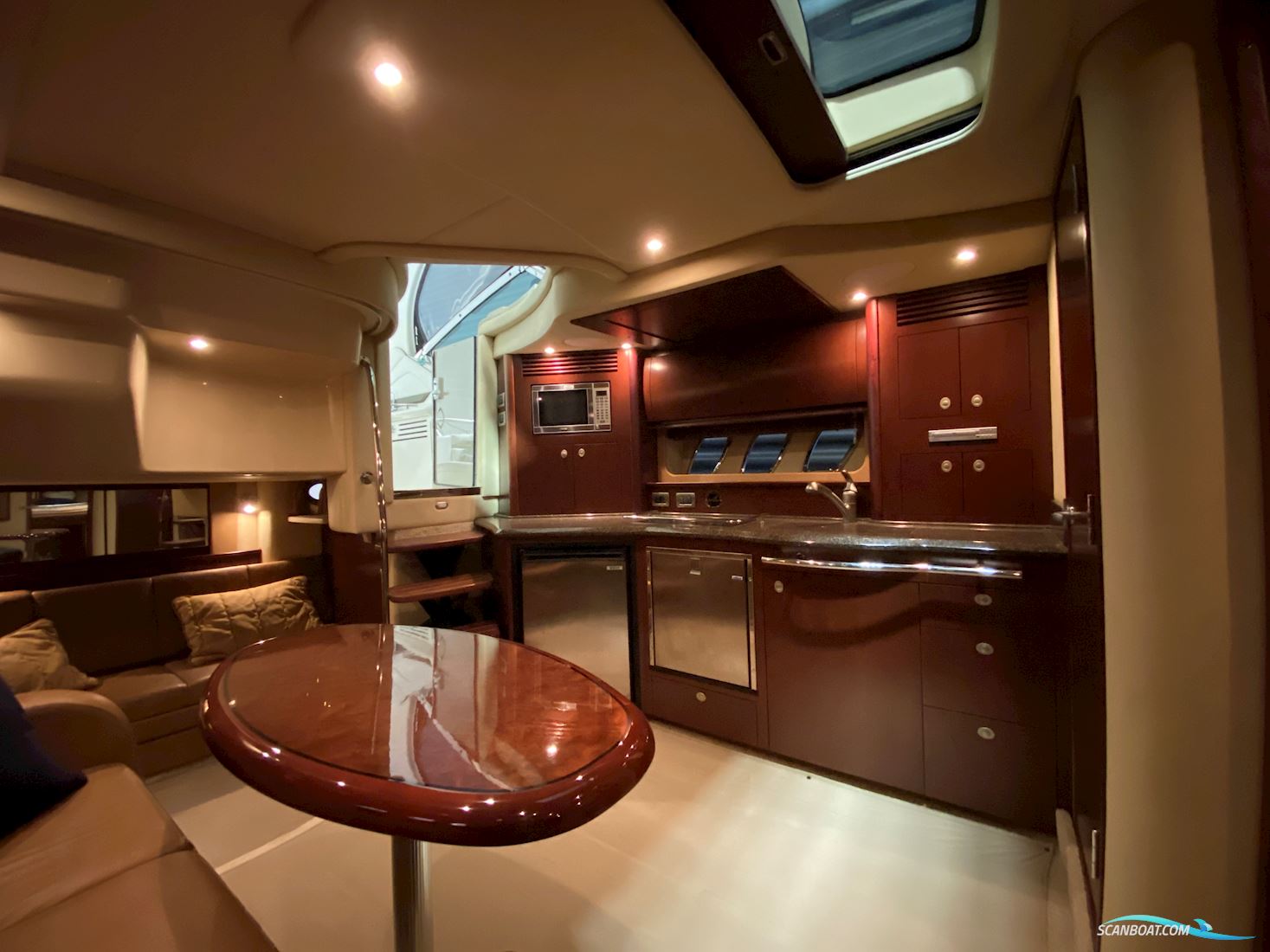 Sea Ray Sundancer 425