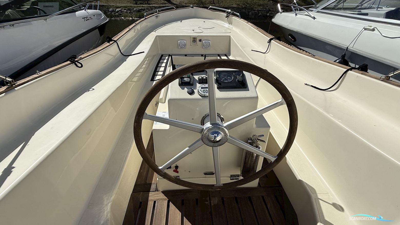 Seafury 730