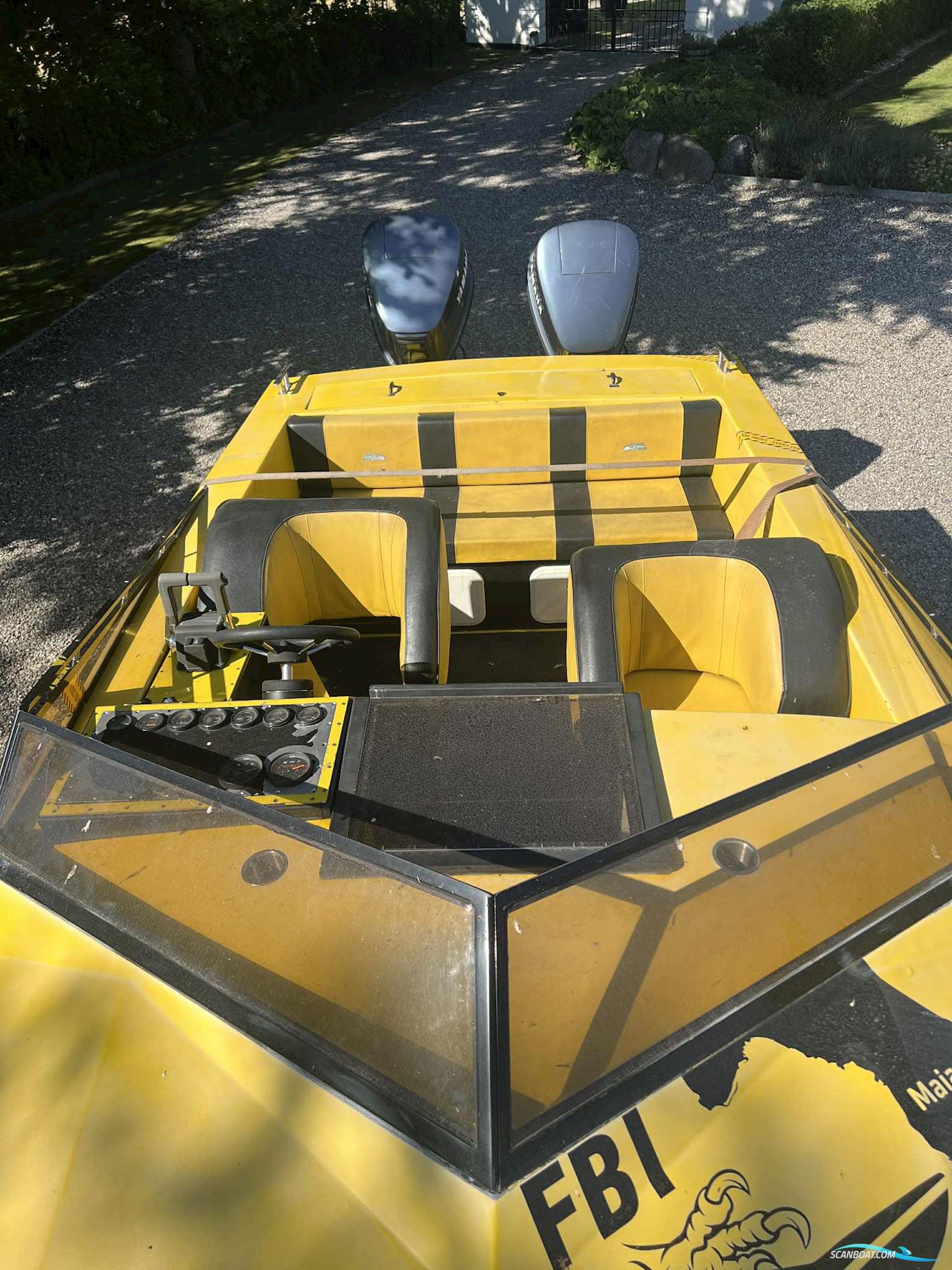 Seahawk 28 Powerboat