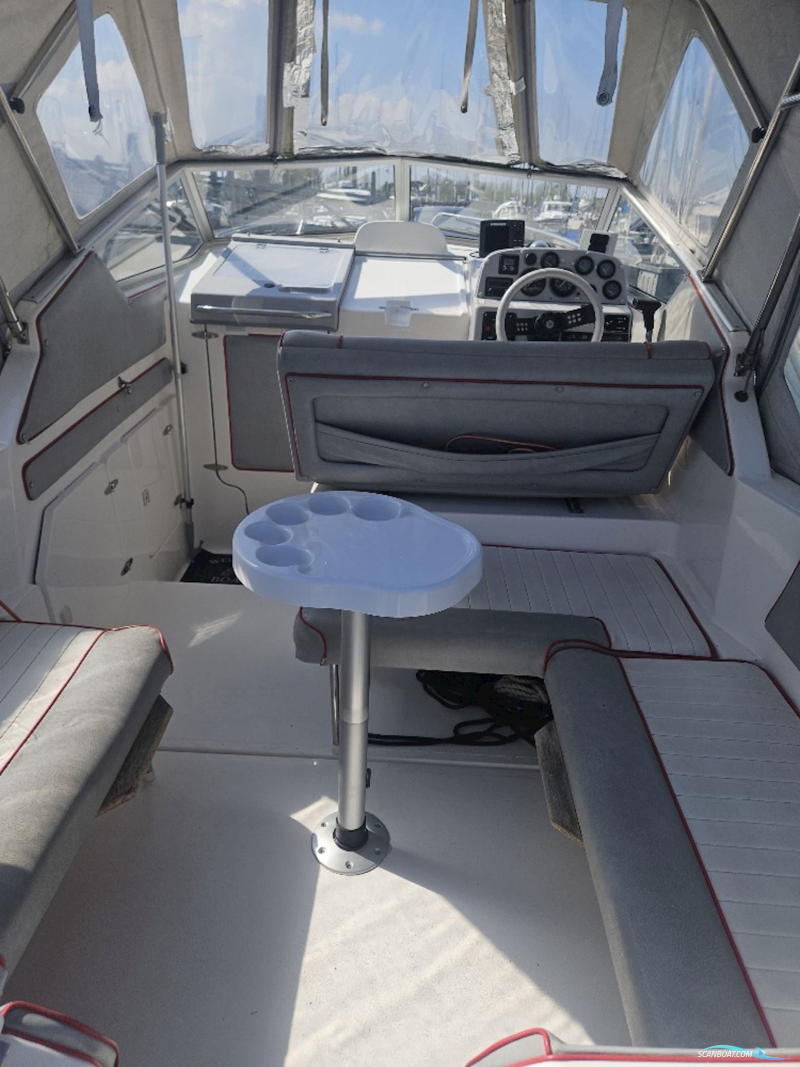 Sealine 220 Senator