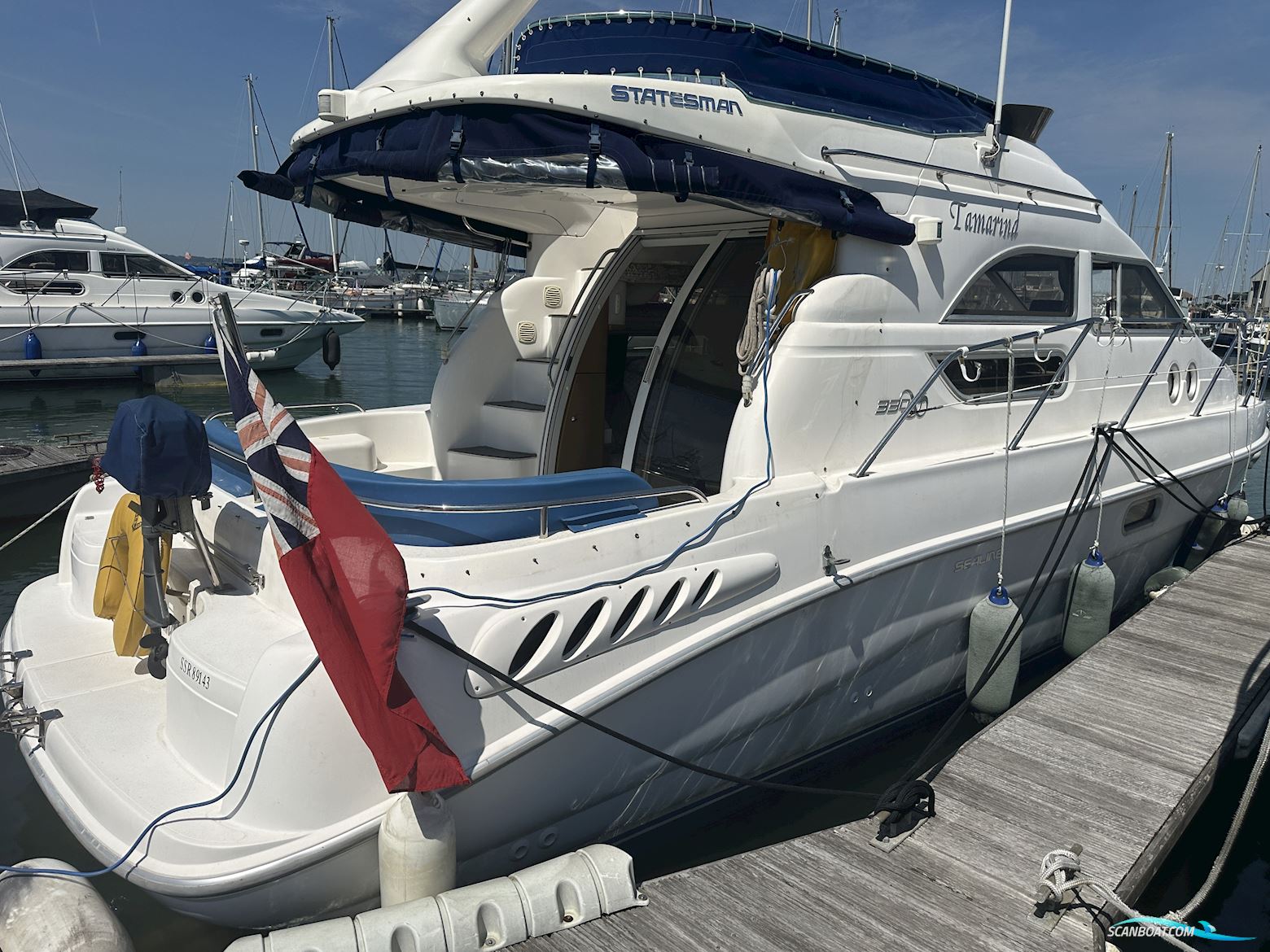 Sealine 330 Statesman