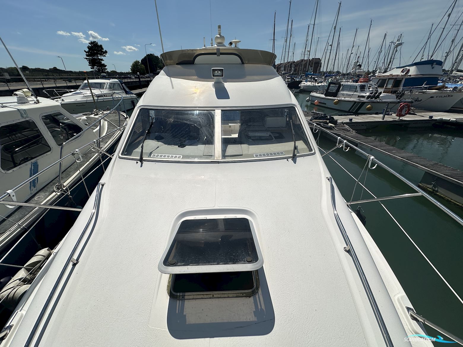 Sealine 330 Statesman