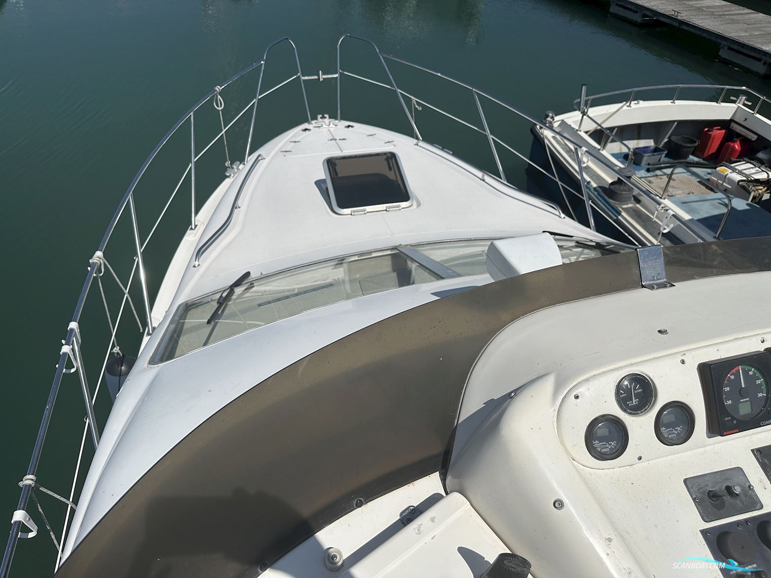 Sealine 330 Statesman