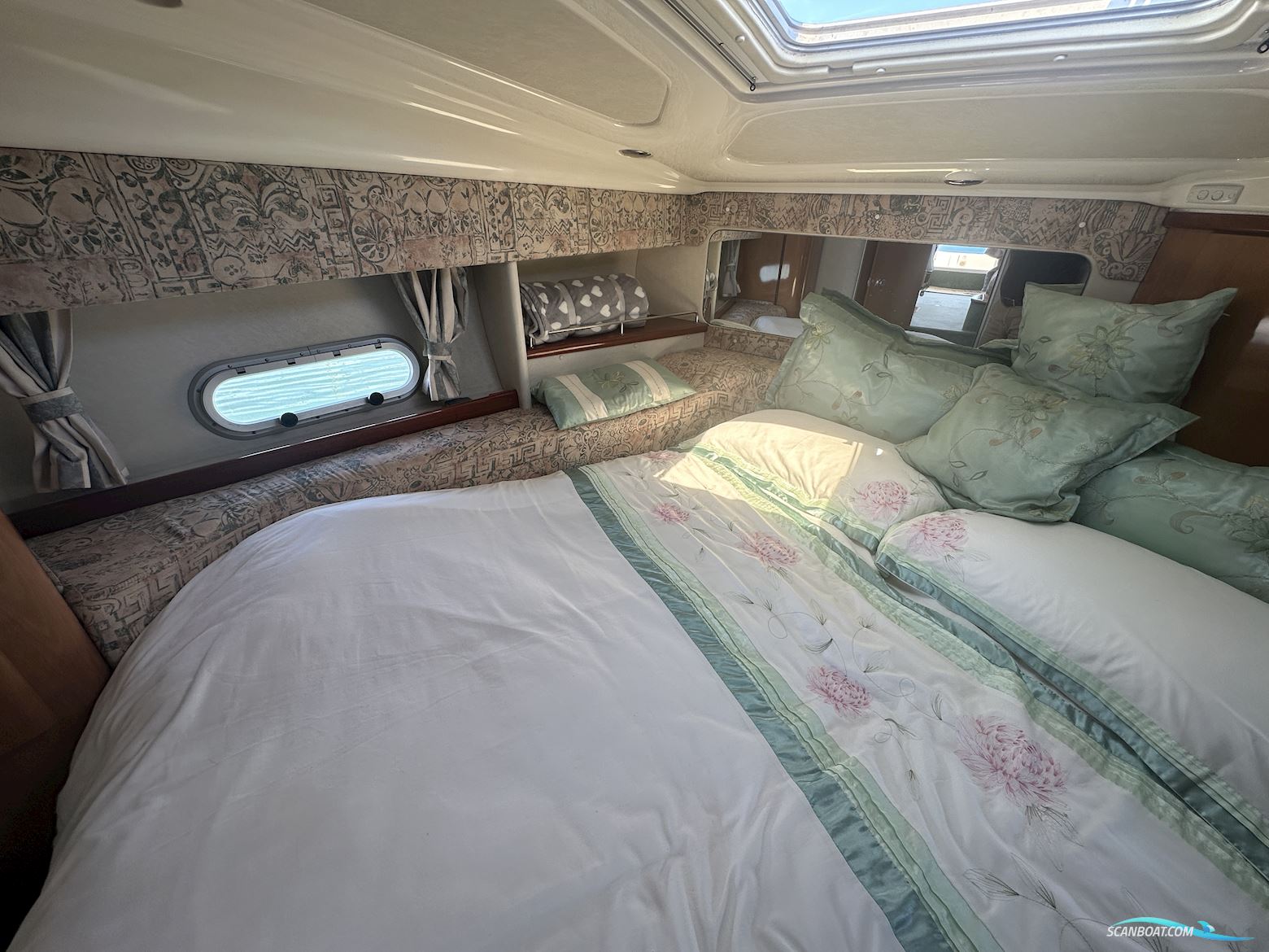 Sealine 330 Statesman