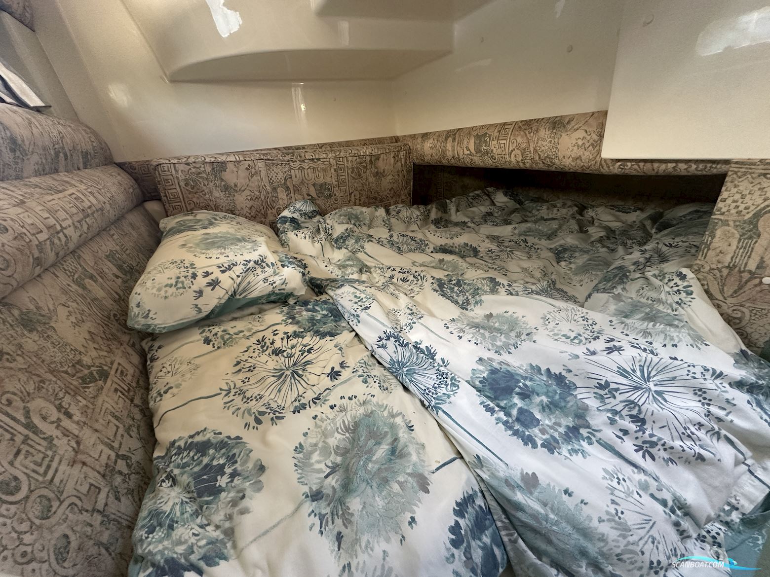 Sealine 330 Statesman