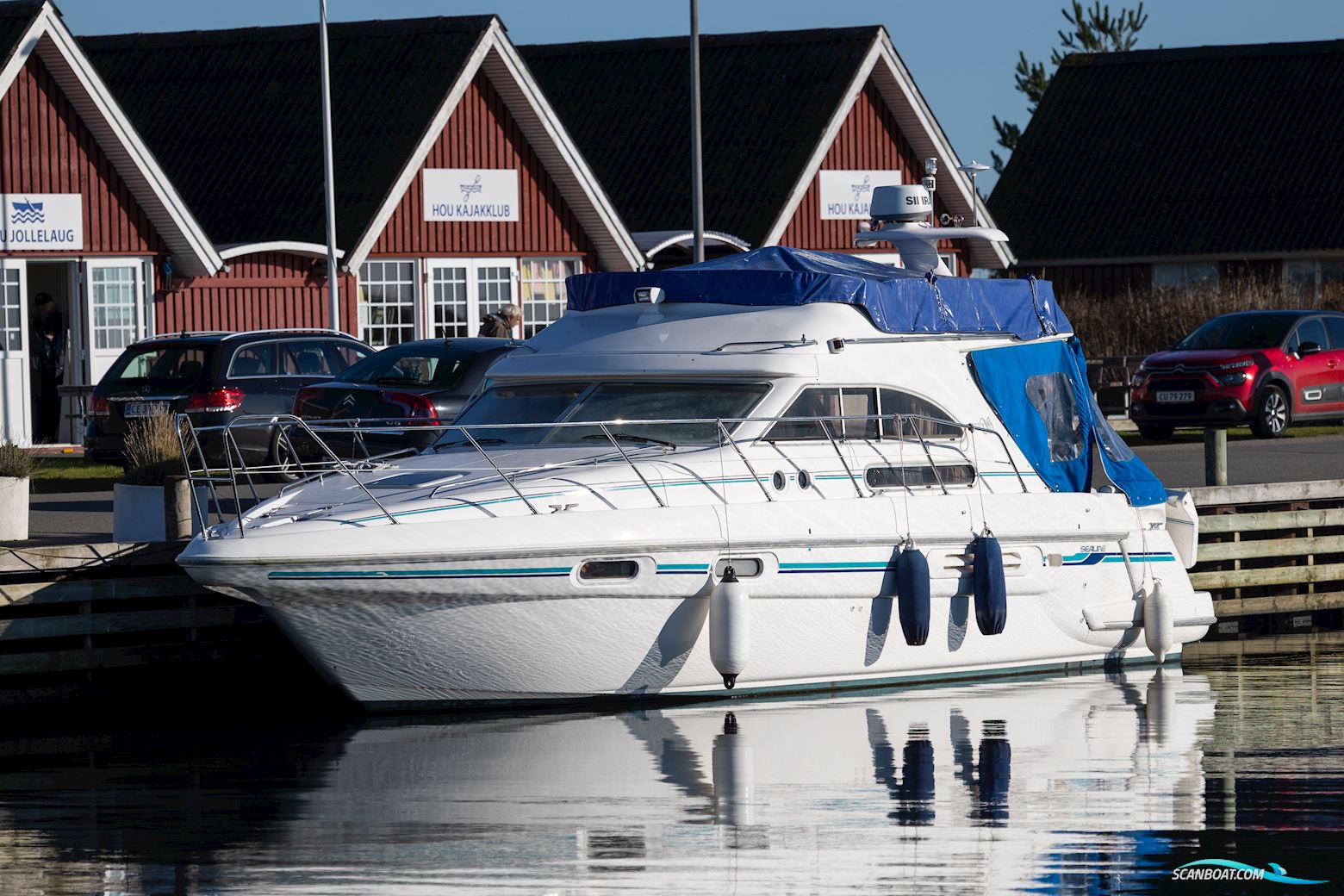 Sealine 360