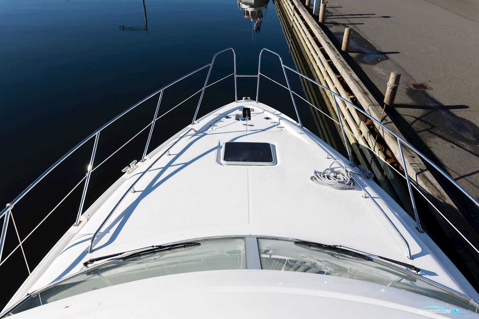 Sealine 360