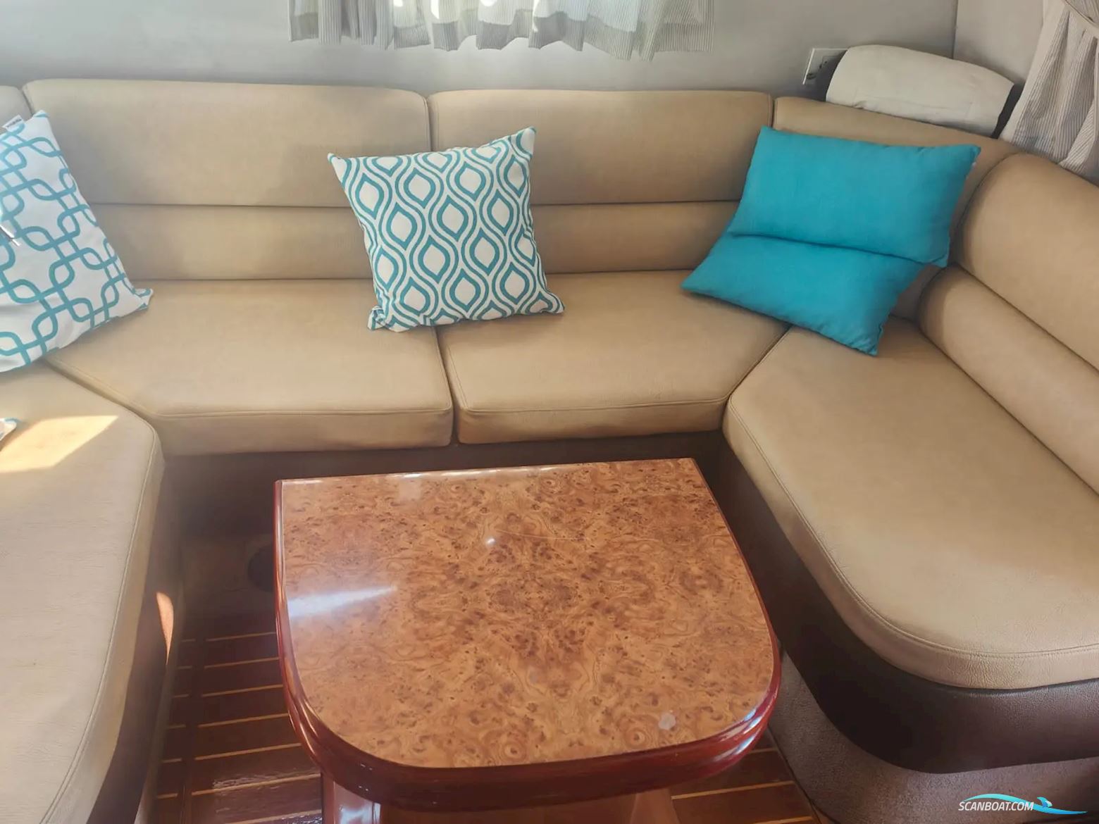 Sealine 360 Statesman