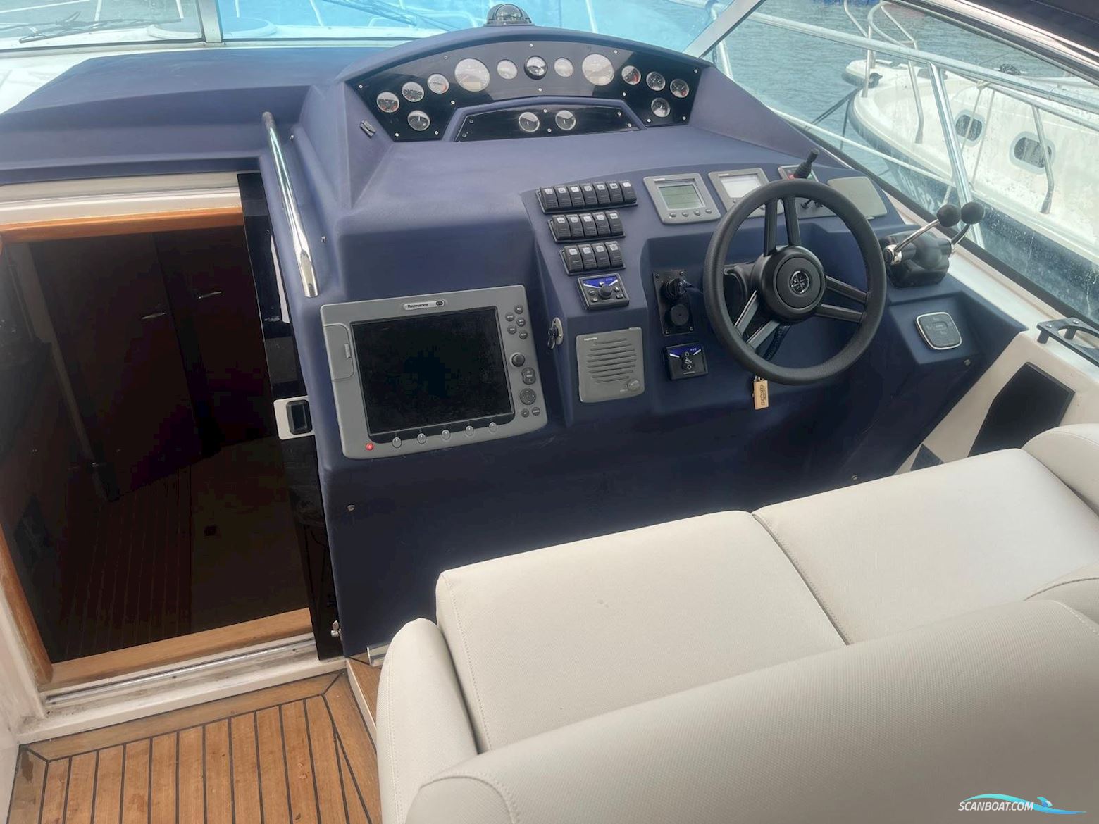 Sealine 38 S