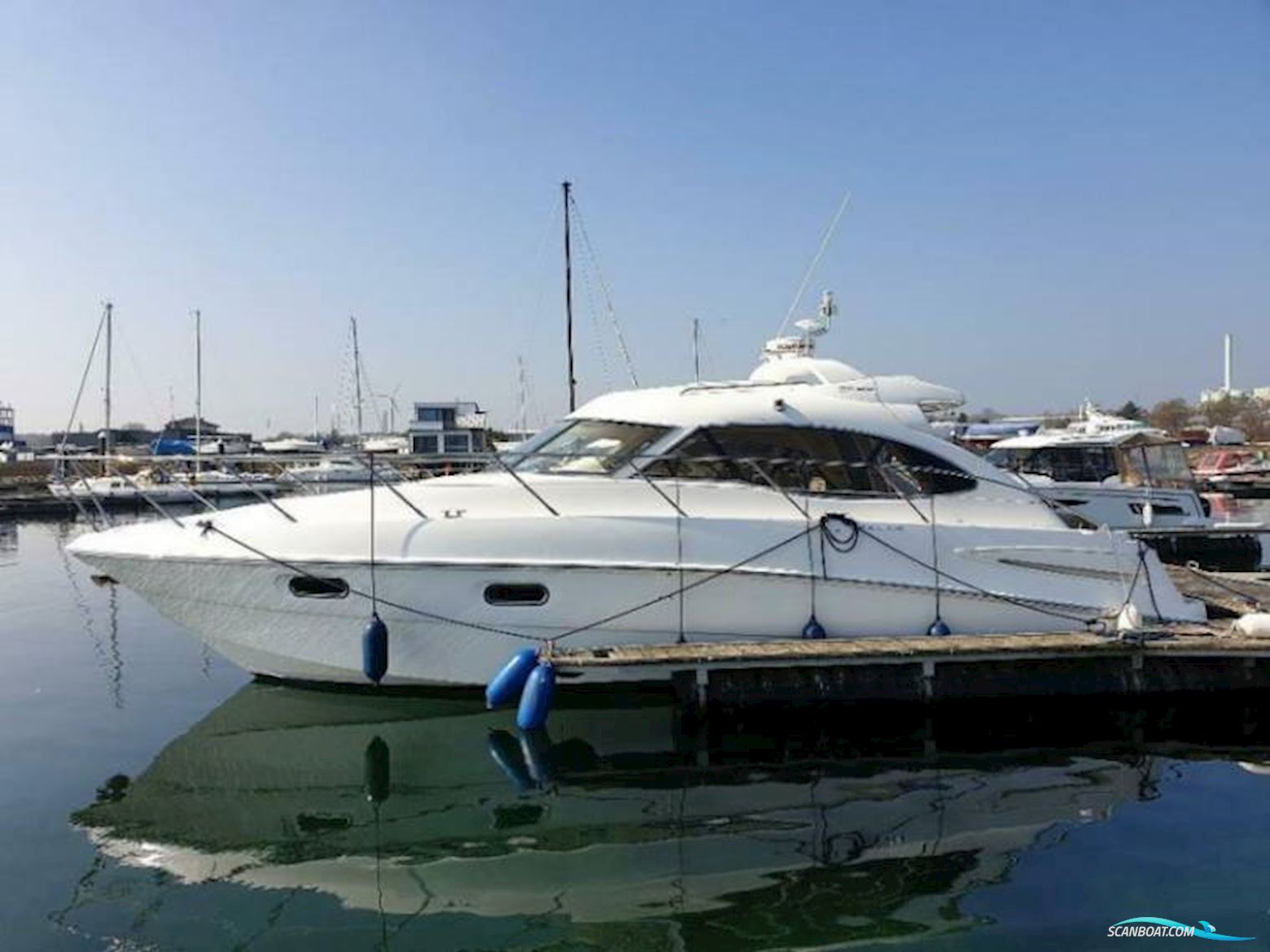Sealine 39 SC Motorboat 2006, with Volvo Penta D6 engine, Croatia