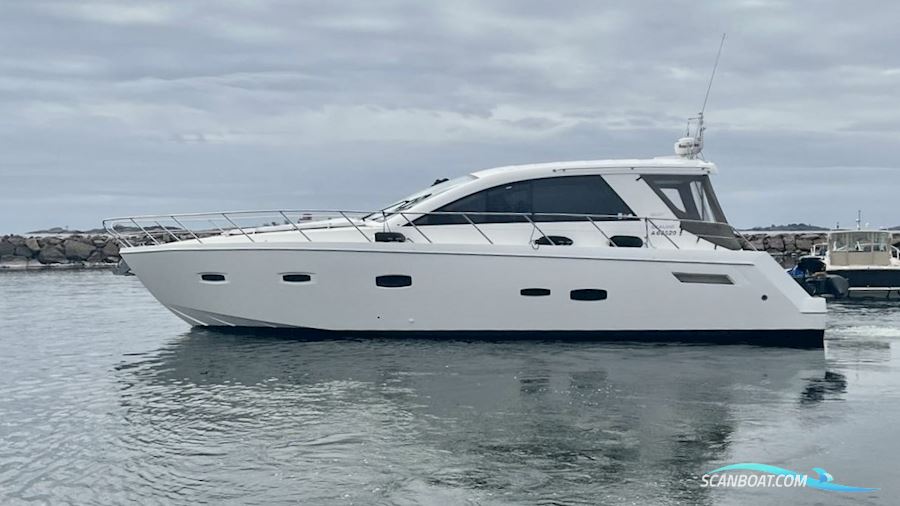 Sealine 47 Motorboat 2011, with Volvo Penta Ips 600 engine, Finland