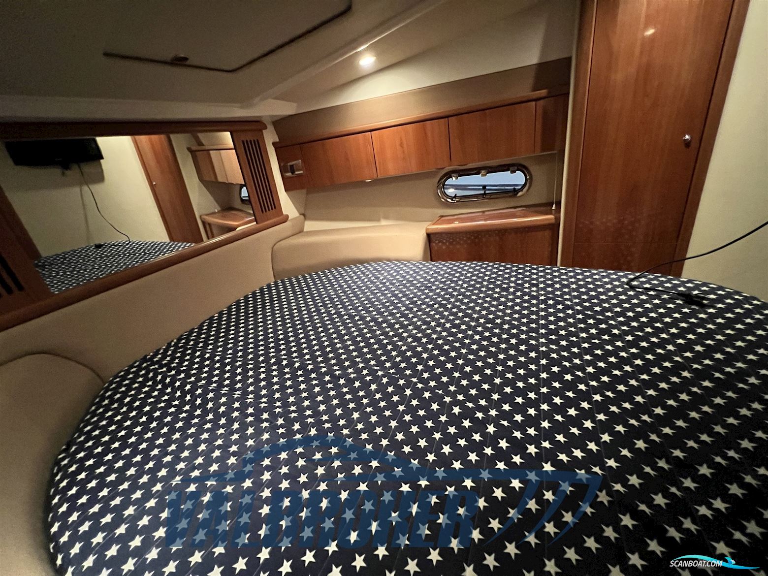 Sealine C 39