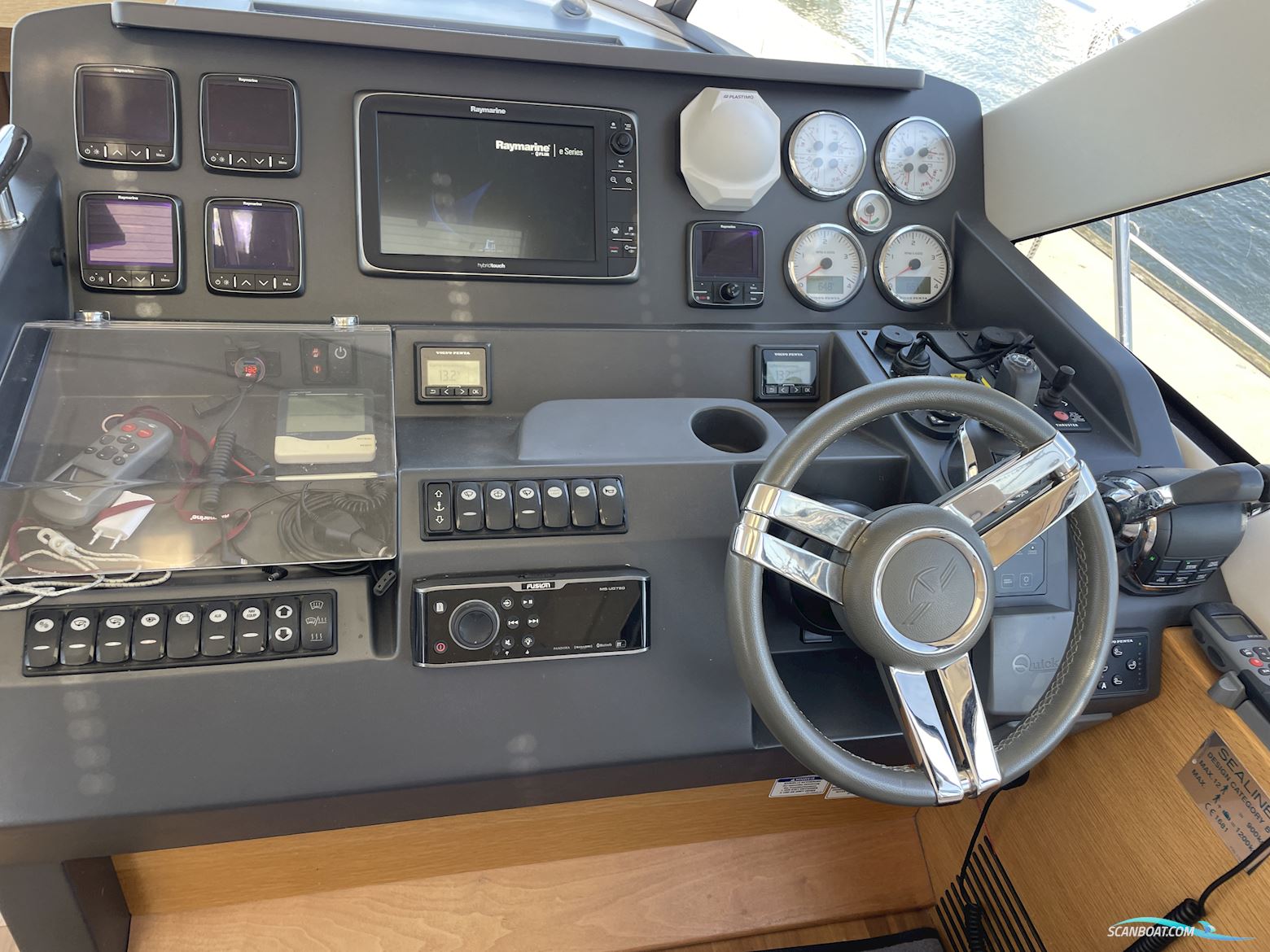 Sealine C 48