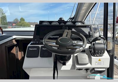 Sealine C330 Motorboat 2014, with Volvo D3- 220 engine, Germany