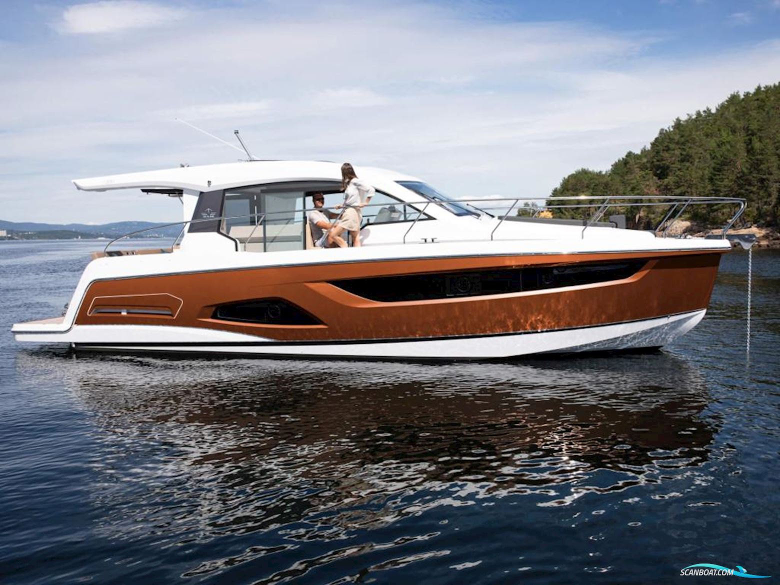 Sealine C390 Motorboat 2025, with Volvo Penta D4 engine, Germany