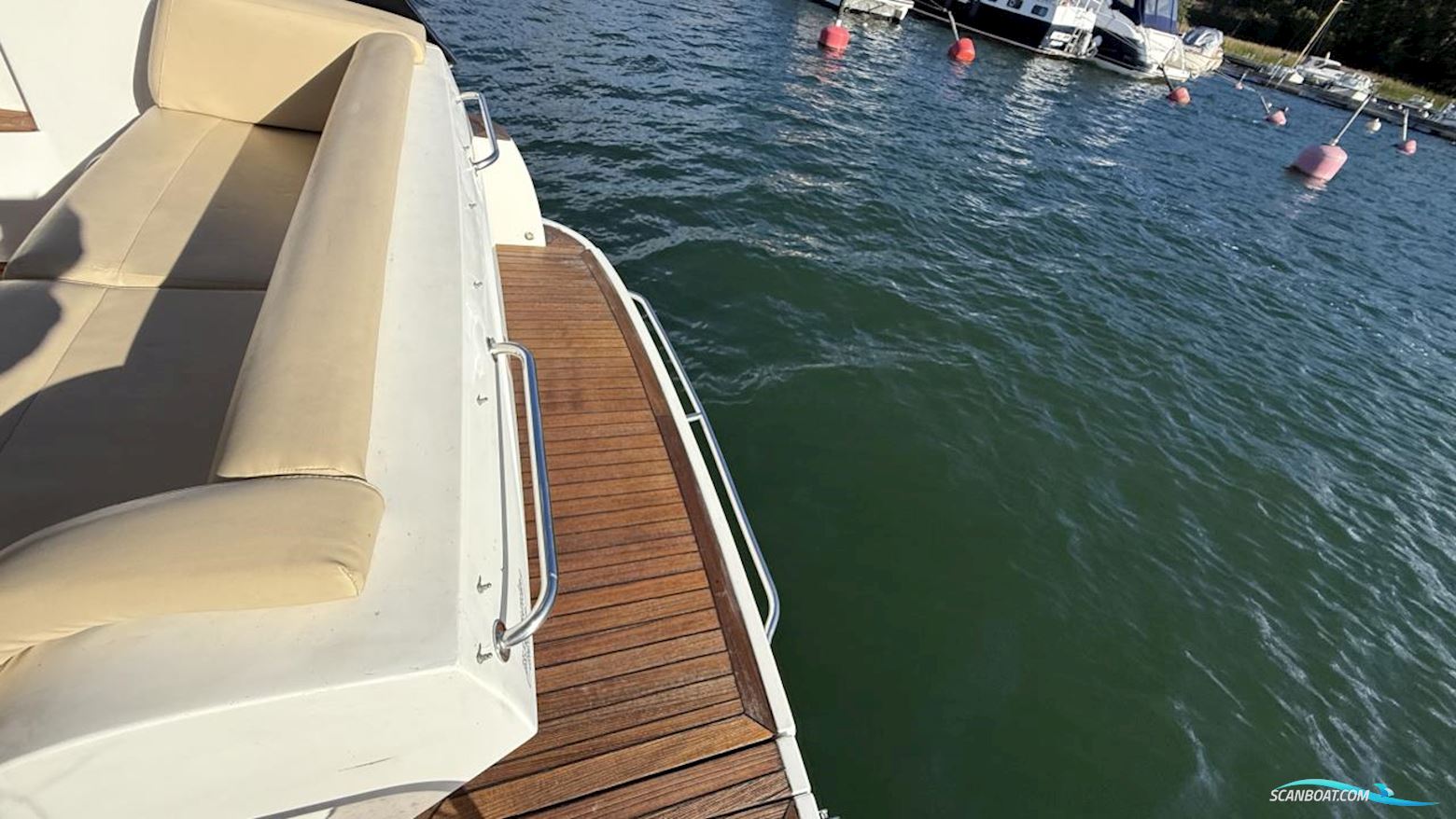 Sealine F 34 FLYBRIDGE
