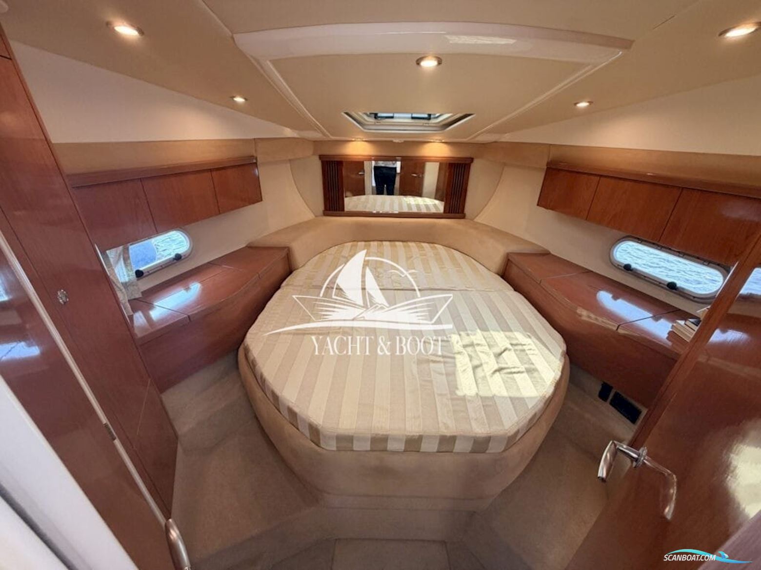 Sealine F 34