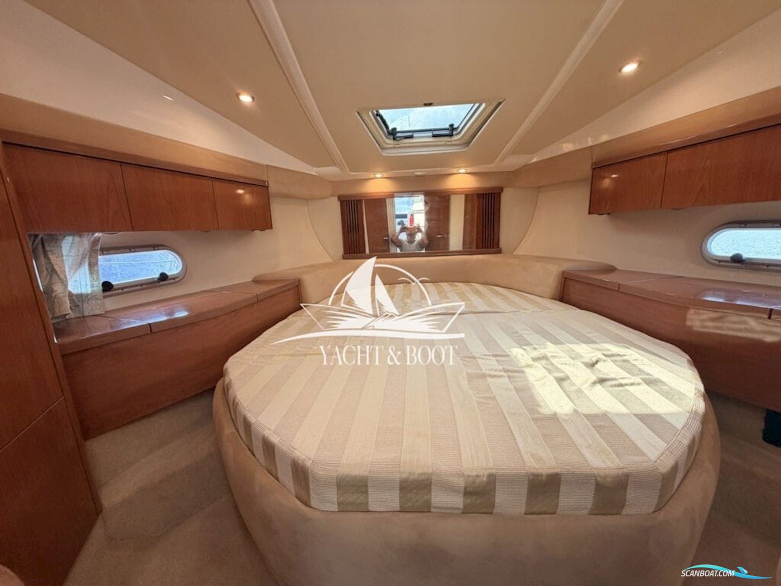 Sealine F 34