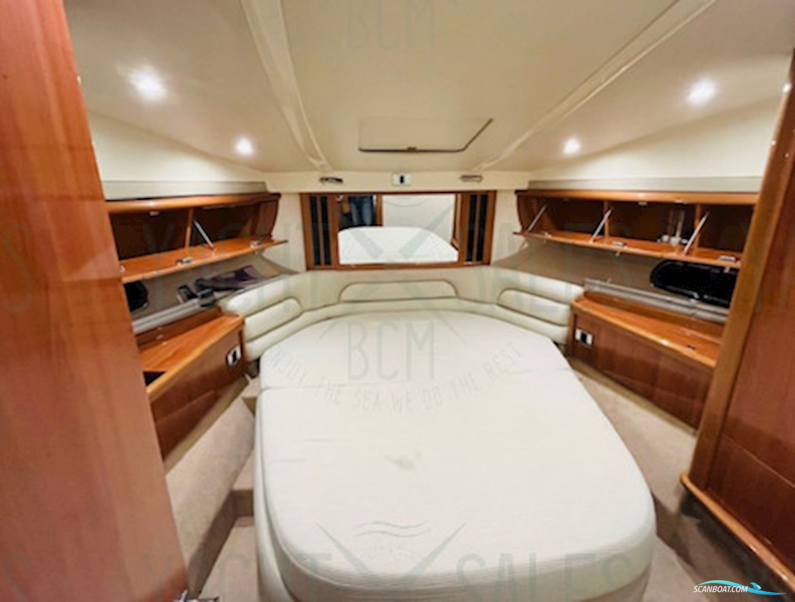 Sealine F 42.5