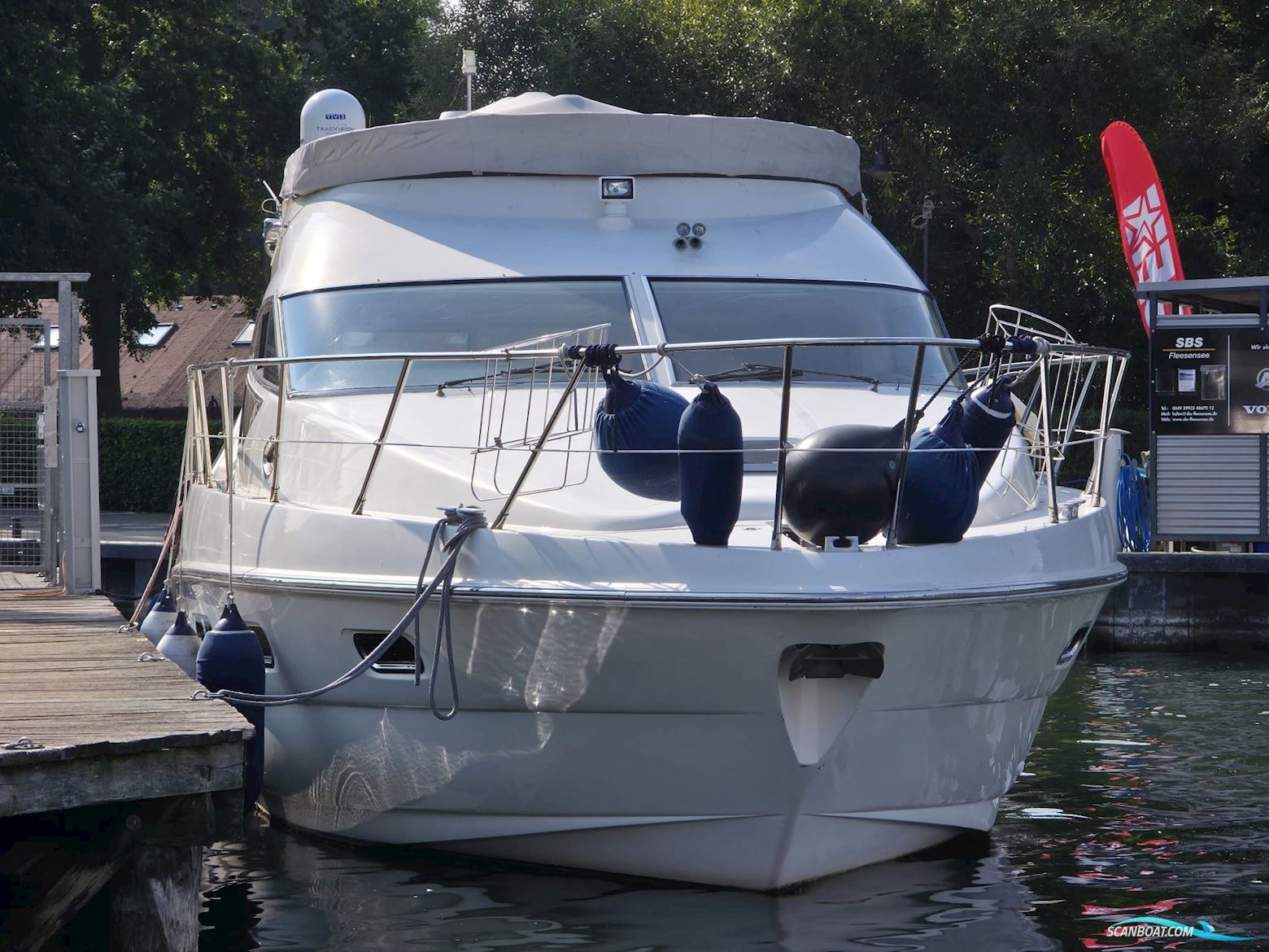 Sealine F 42/5 Motorboat 2003, with Volvo Penta Tamd 63A engine, Germany