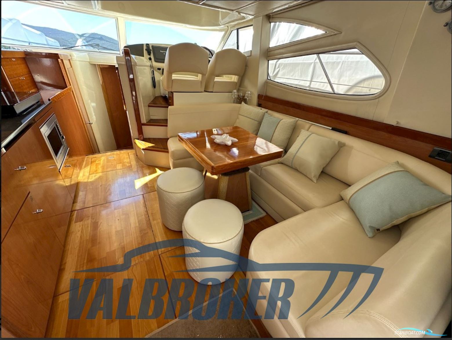 Sealine F 42/5