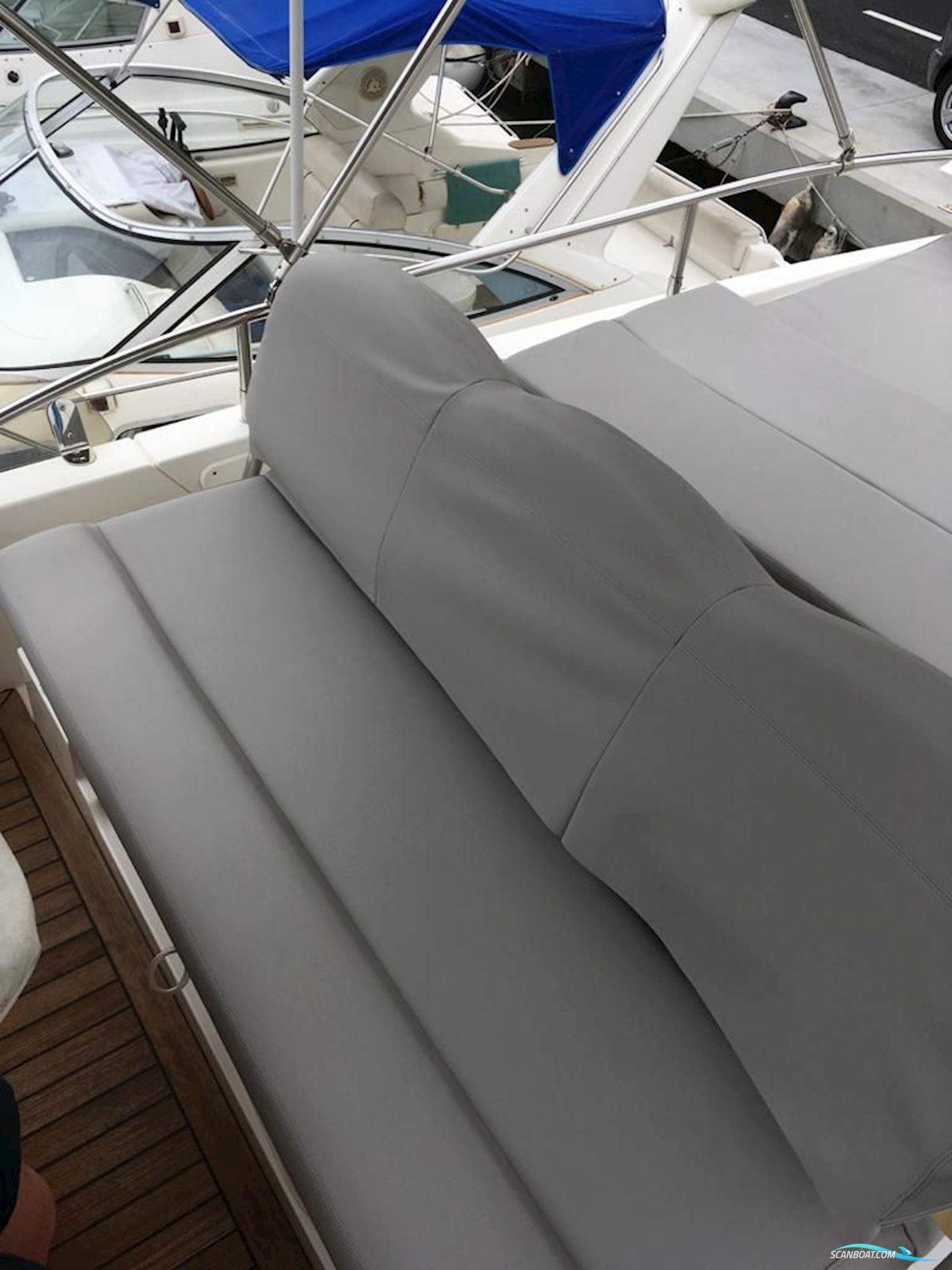 Sealine F34 Flybridge