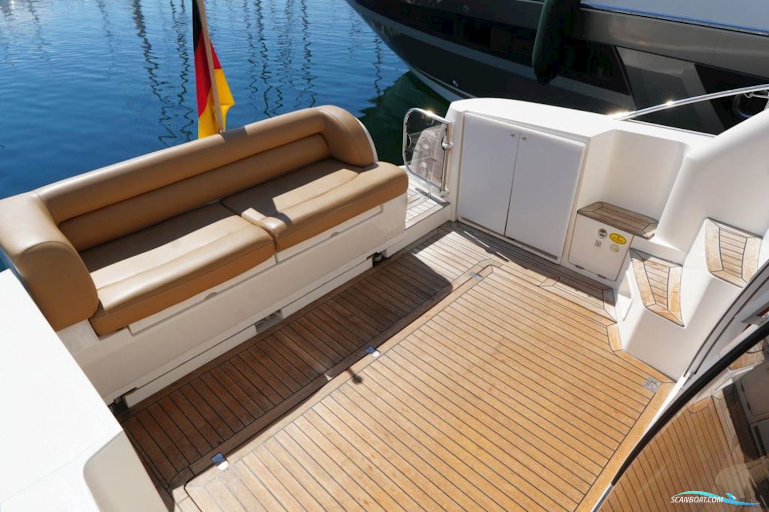Sealine F34
