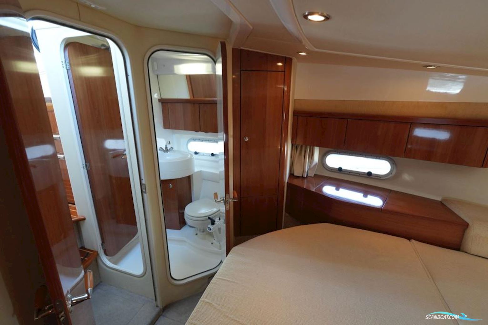 Sealine F34