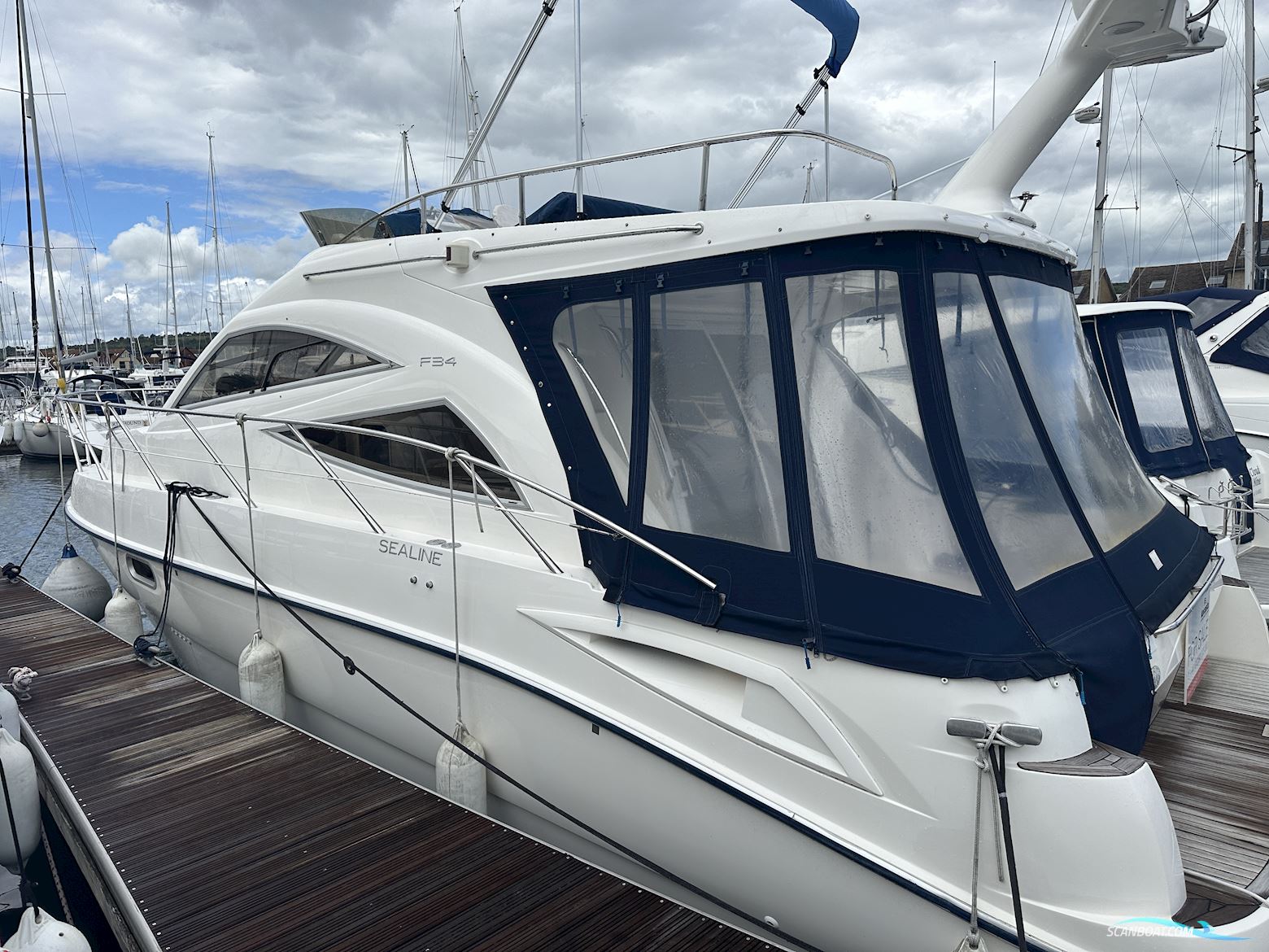 Sealine F34