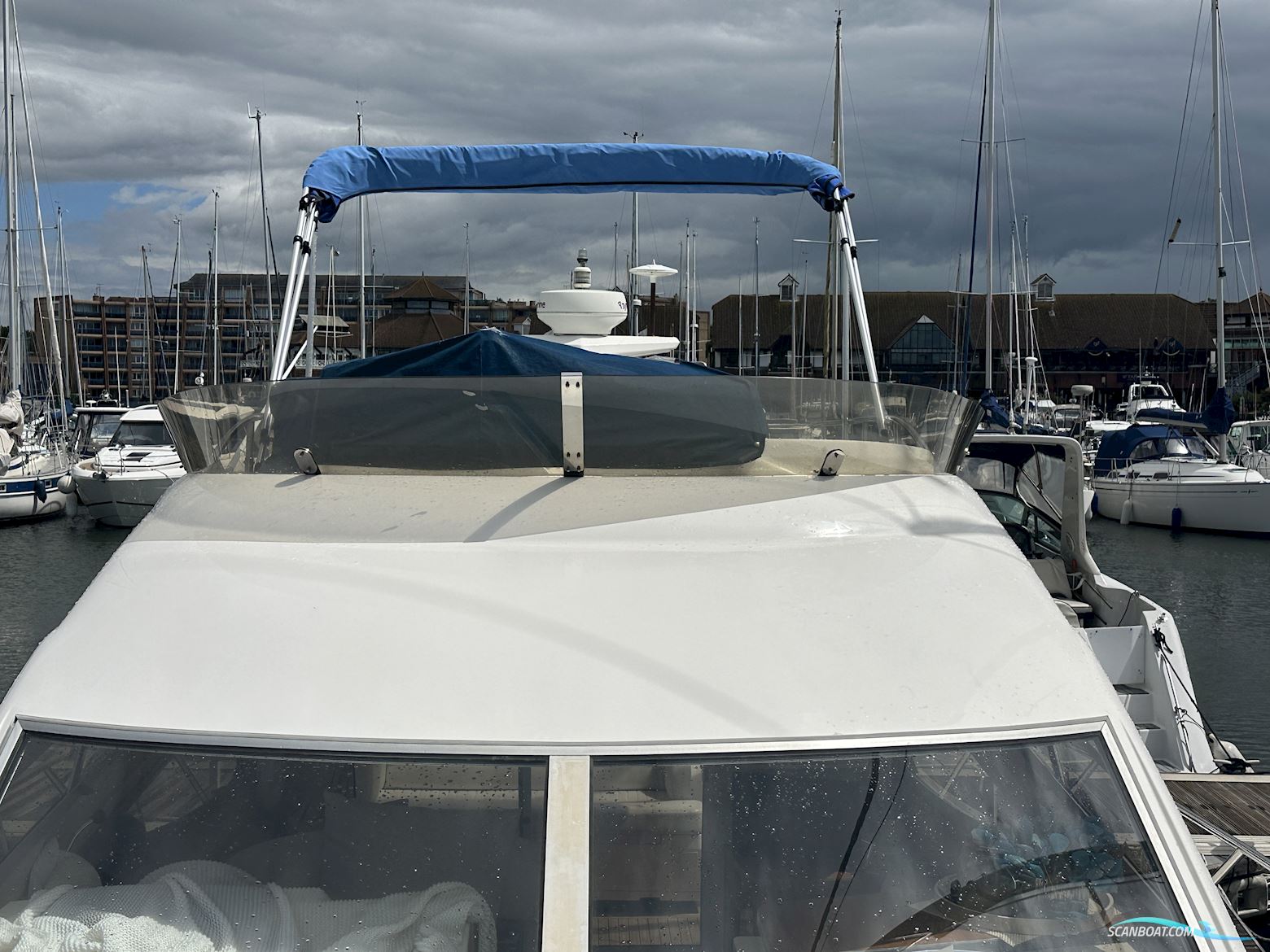Sealine F34