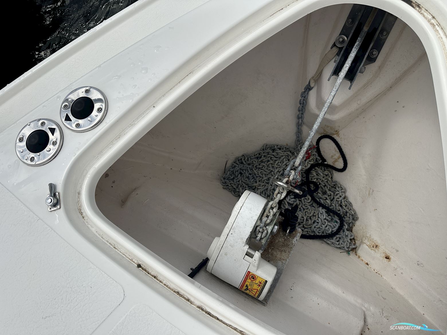 Sealine F34