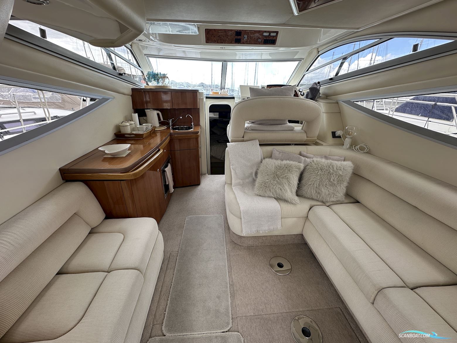 Sealine F34