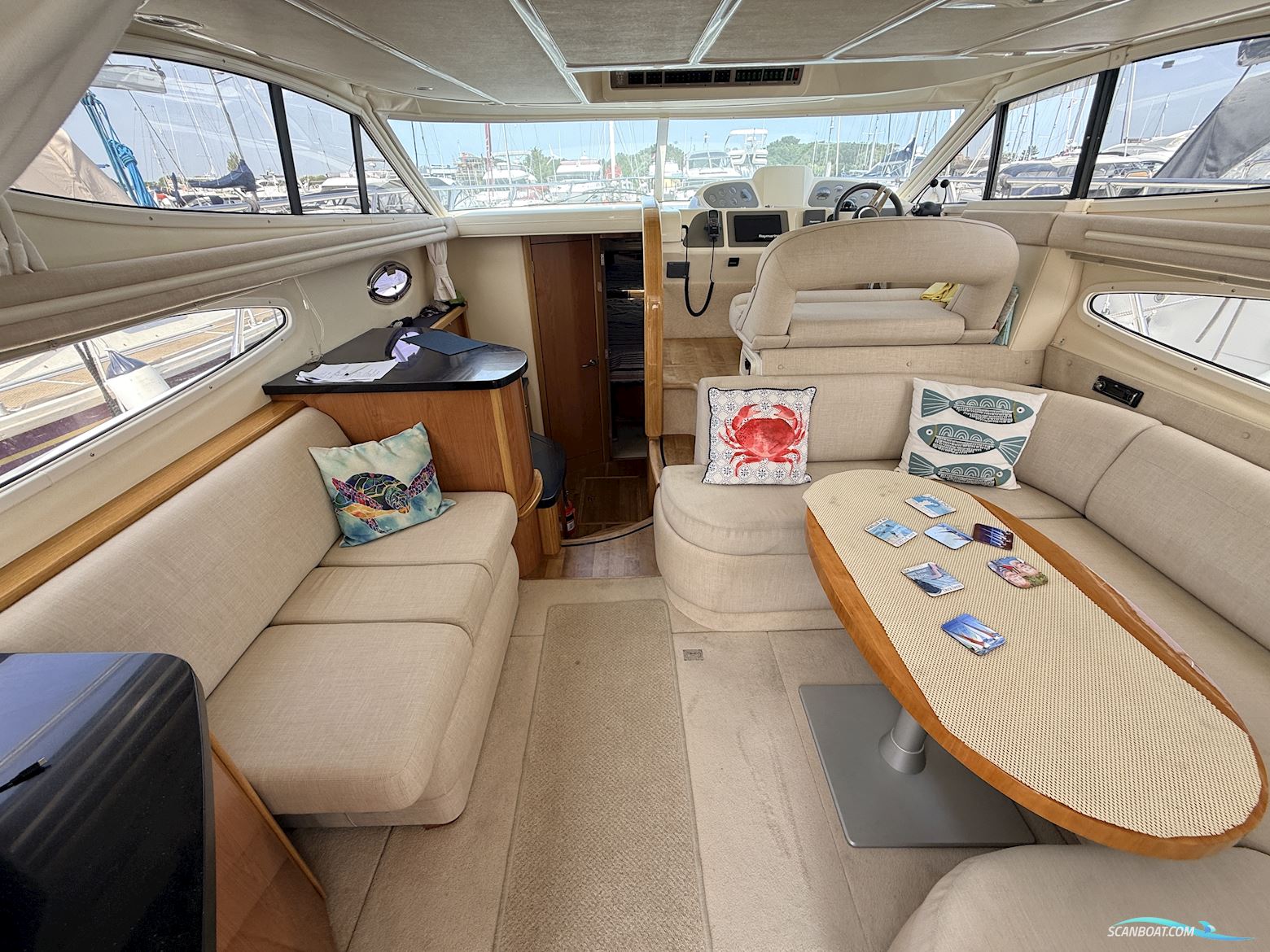 Sealine F37