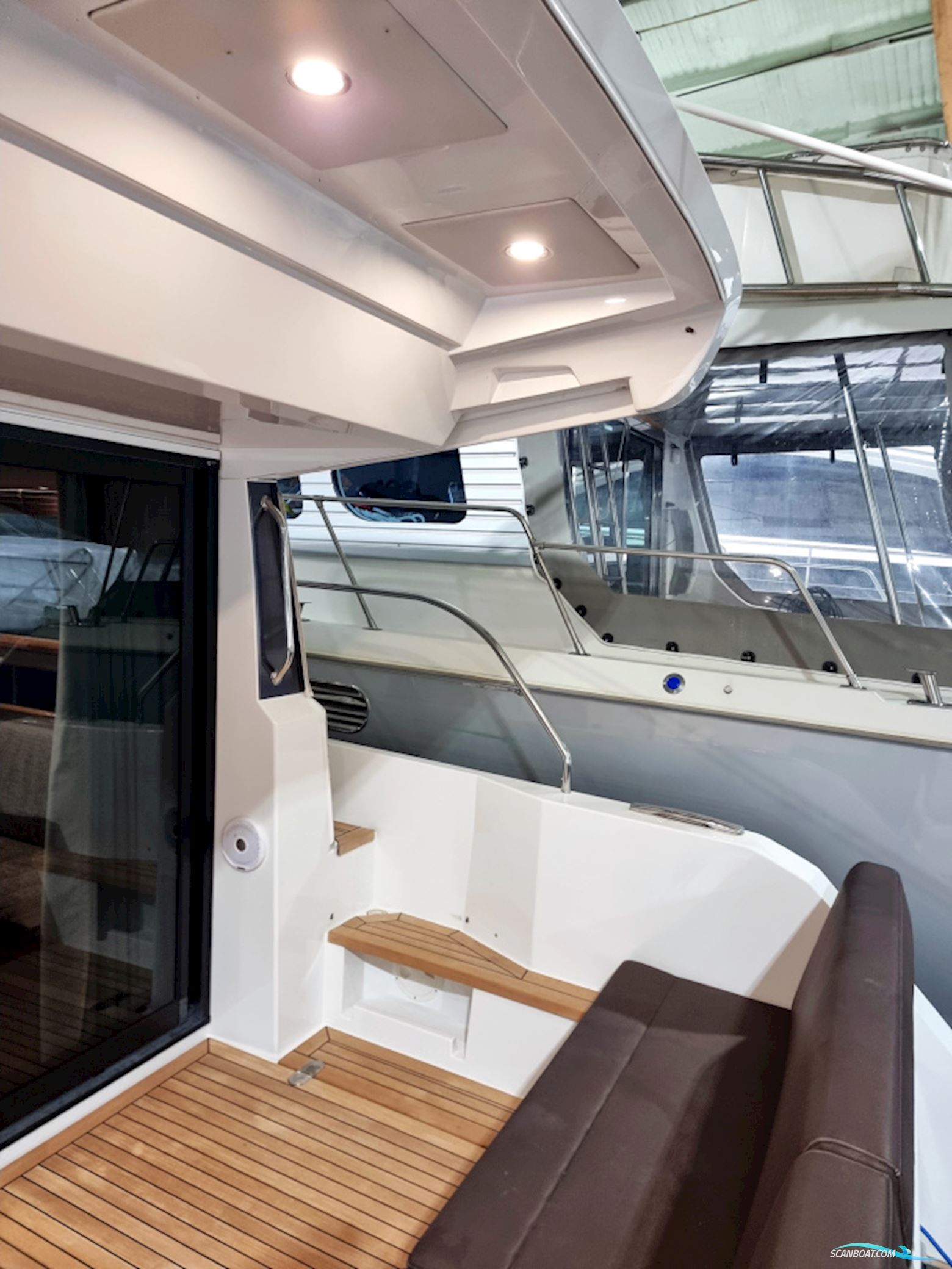 Sealine F380 Volvo Penta D6-330 EVC