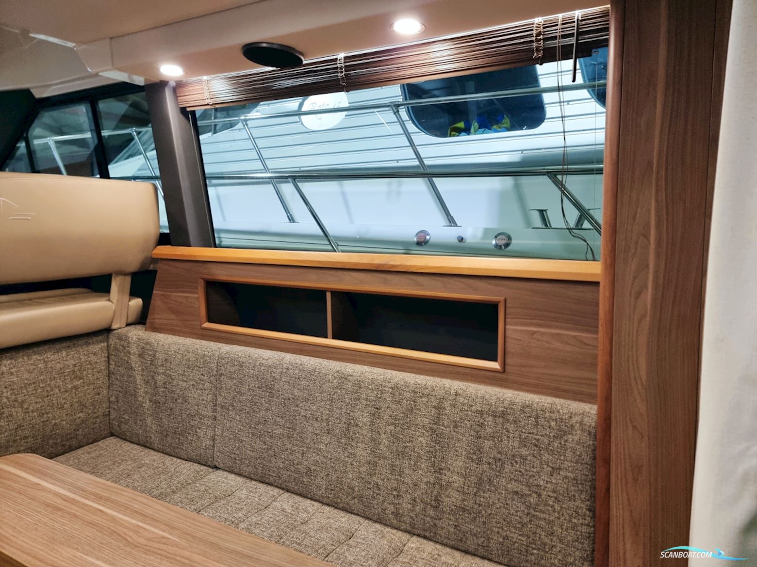 Sealine F380 Volvo Penta D6-330 EVC