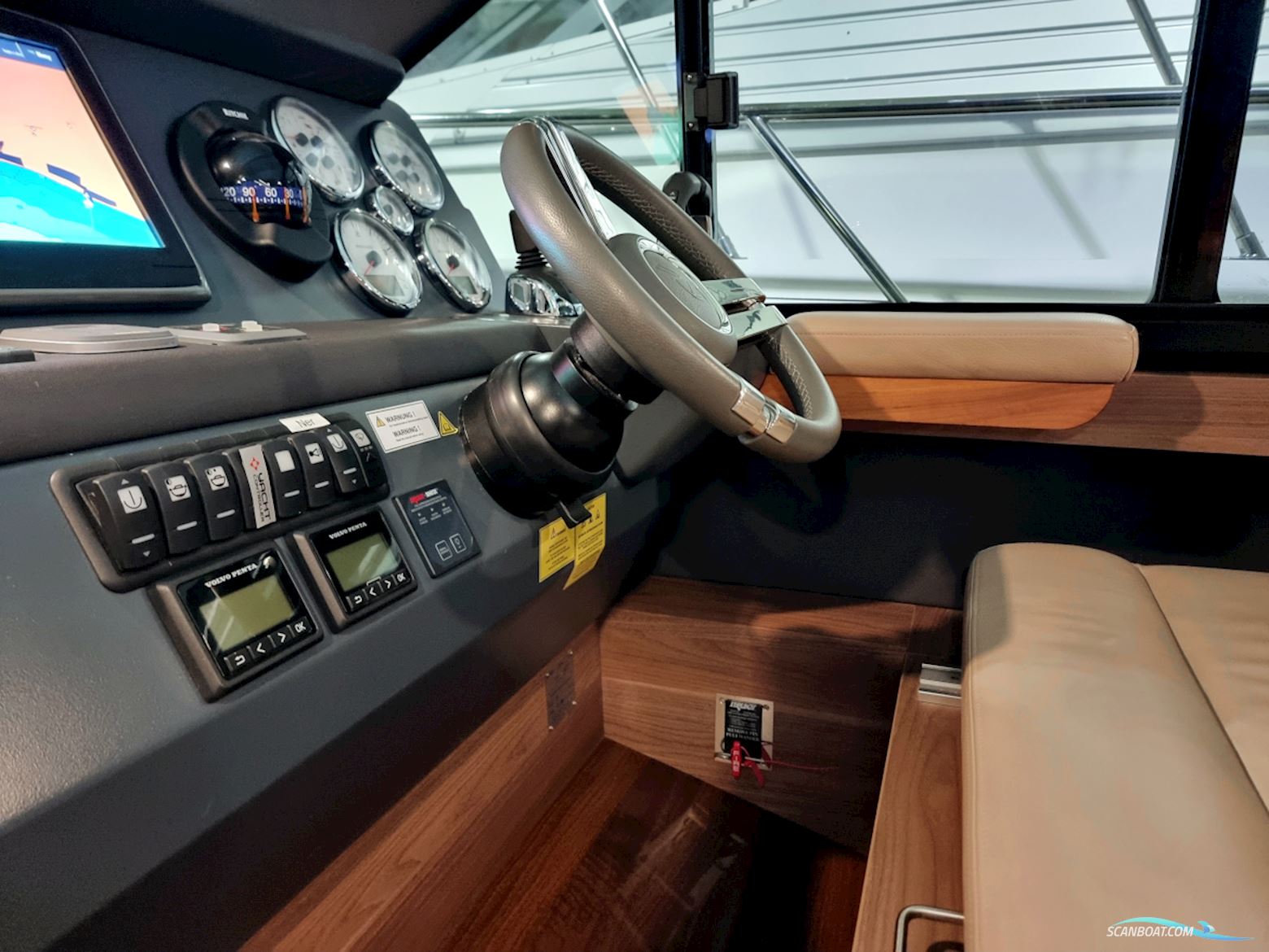 Sealine F380 Volvo Penta D6-330 EVC