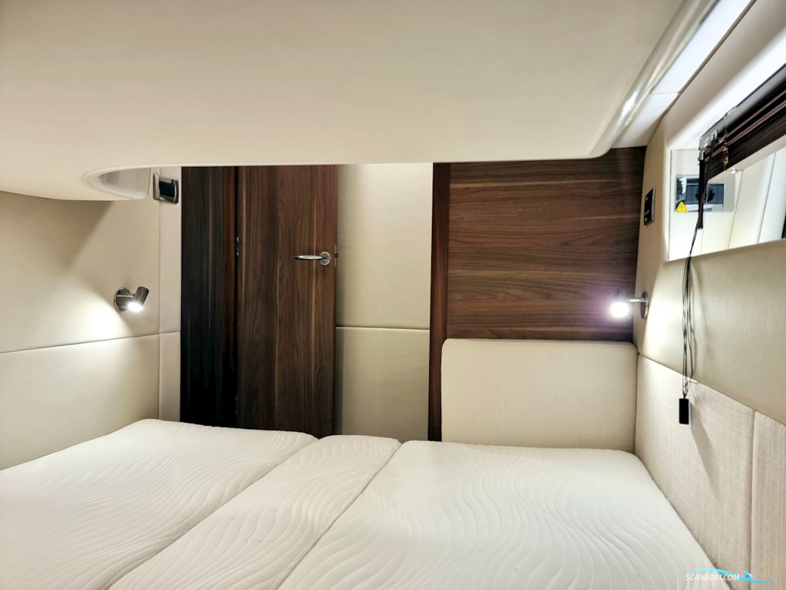 Sealine F380 Volvo Penta D6-330 EVC