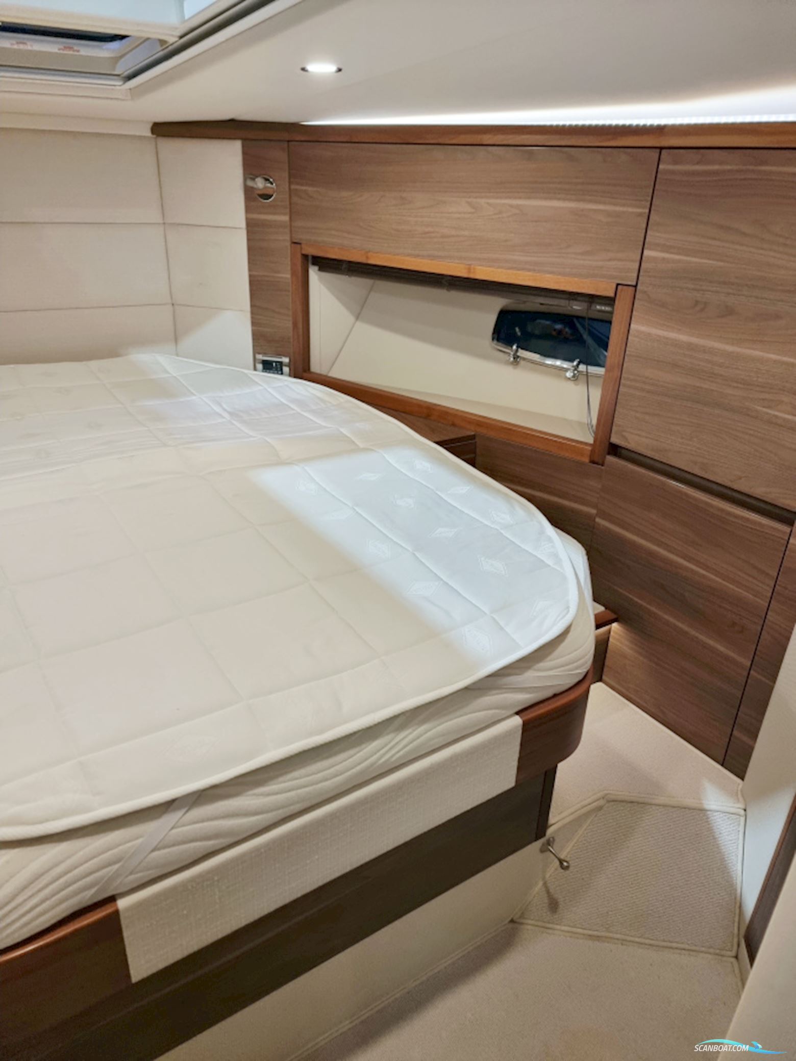 Sealine F380 Volvo Penta D6-330 EVC